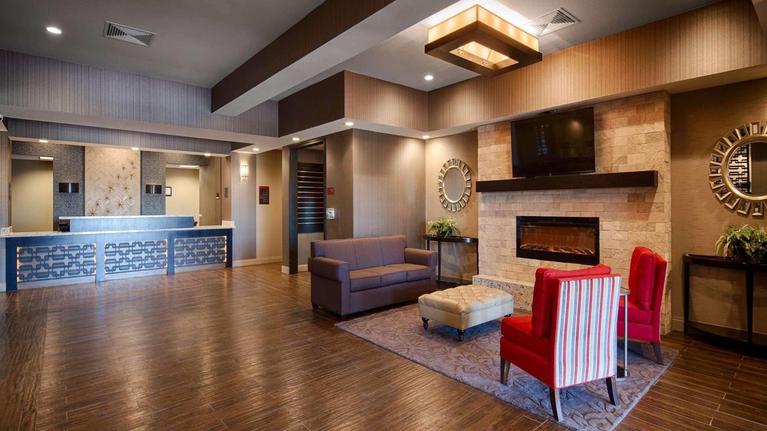 Liberal Vacations - Best Western Plus Stevens County Inn - Property Image 5