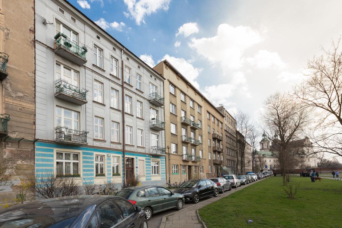 Wawel Apartments - Riverside Castle