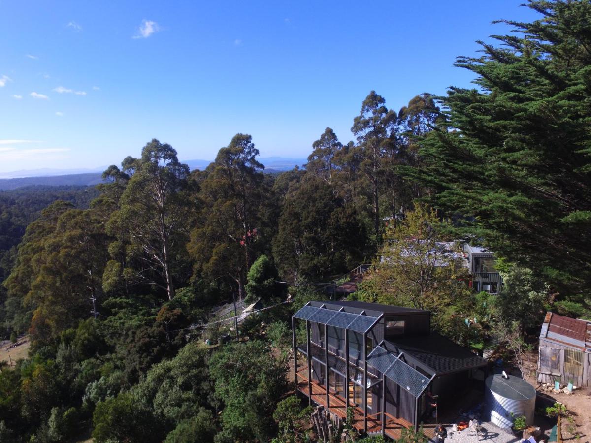 Pipeline Chalet kunanyi Mt Wellington view 3