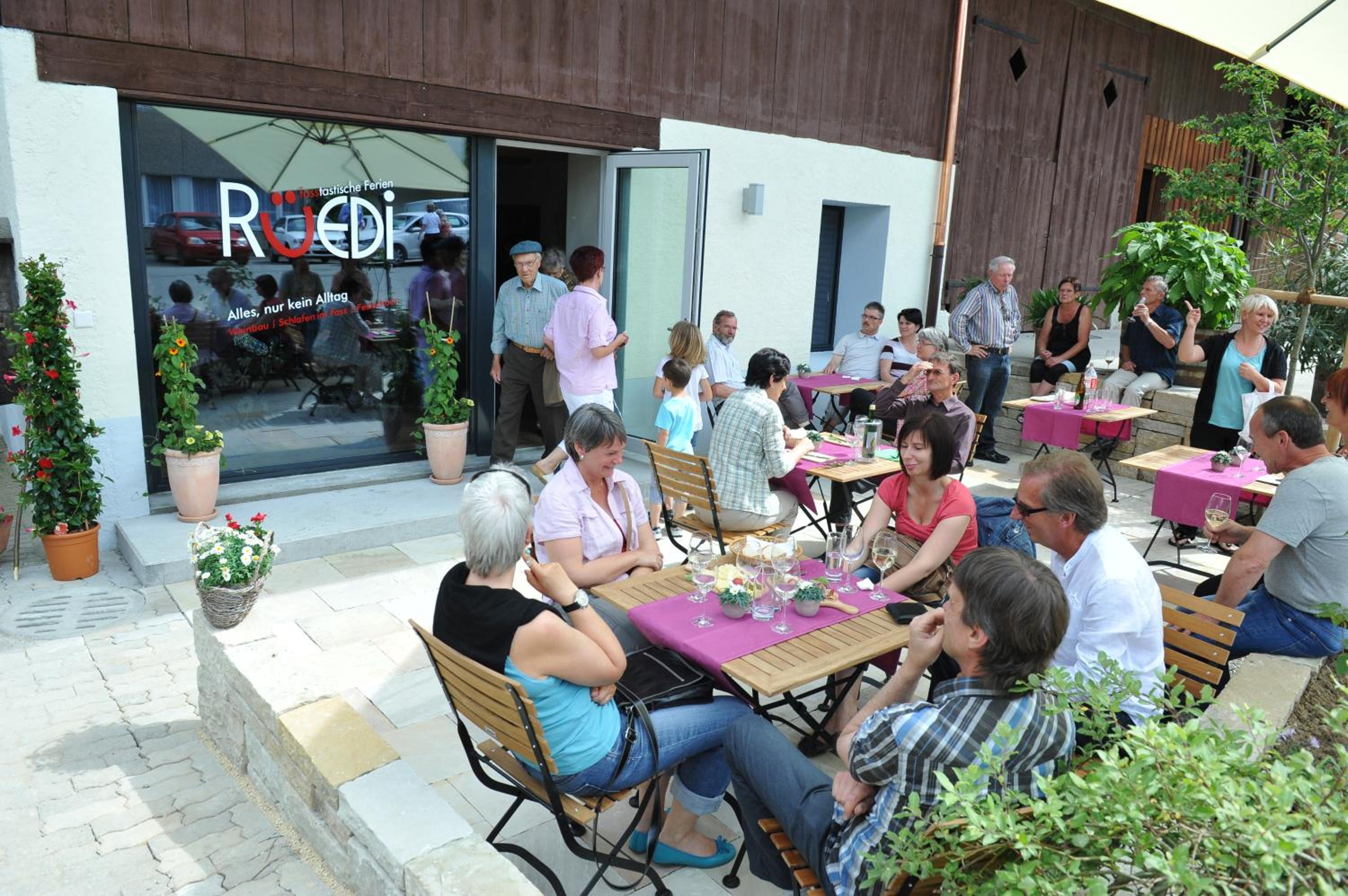 Rüedi - WeinFassHotel