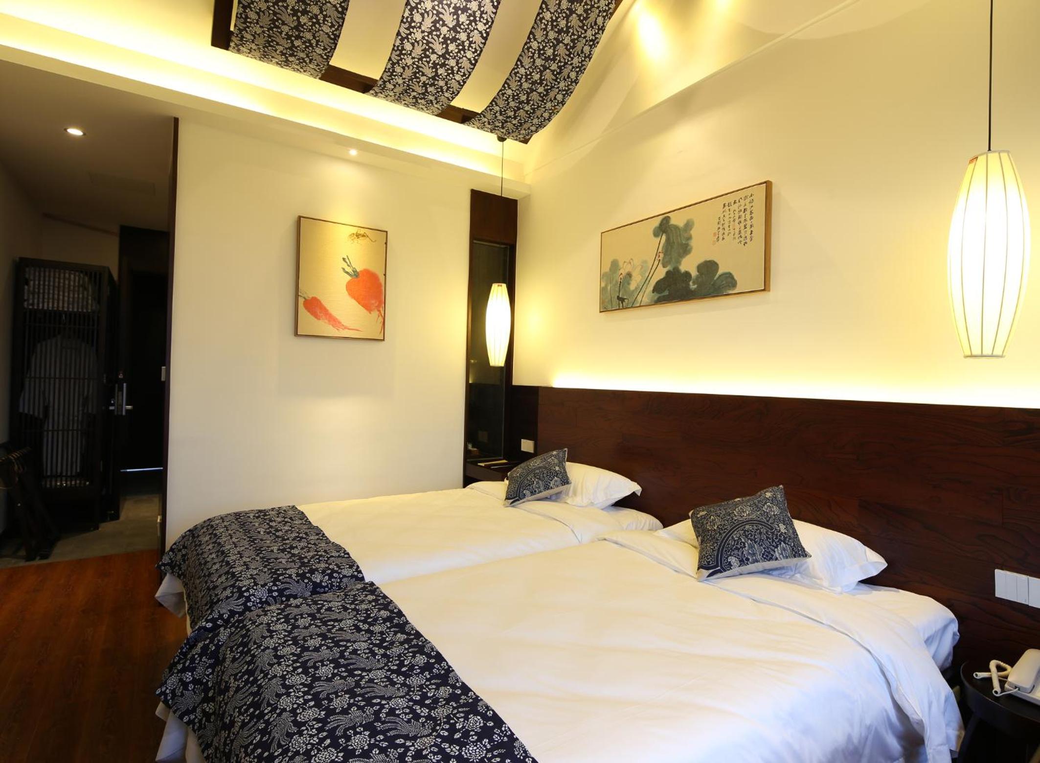 Floral Hotel · Yuexiang Inn Wuzhen