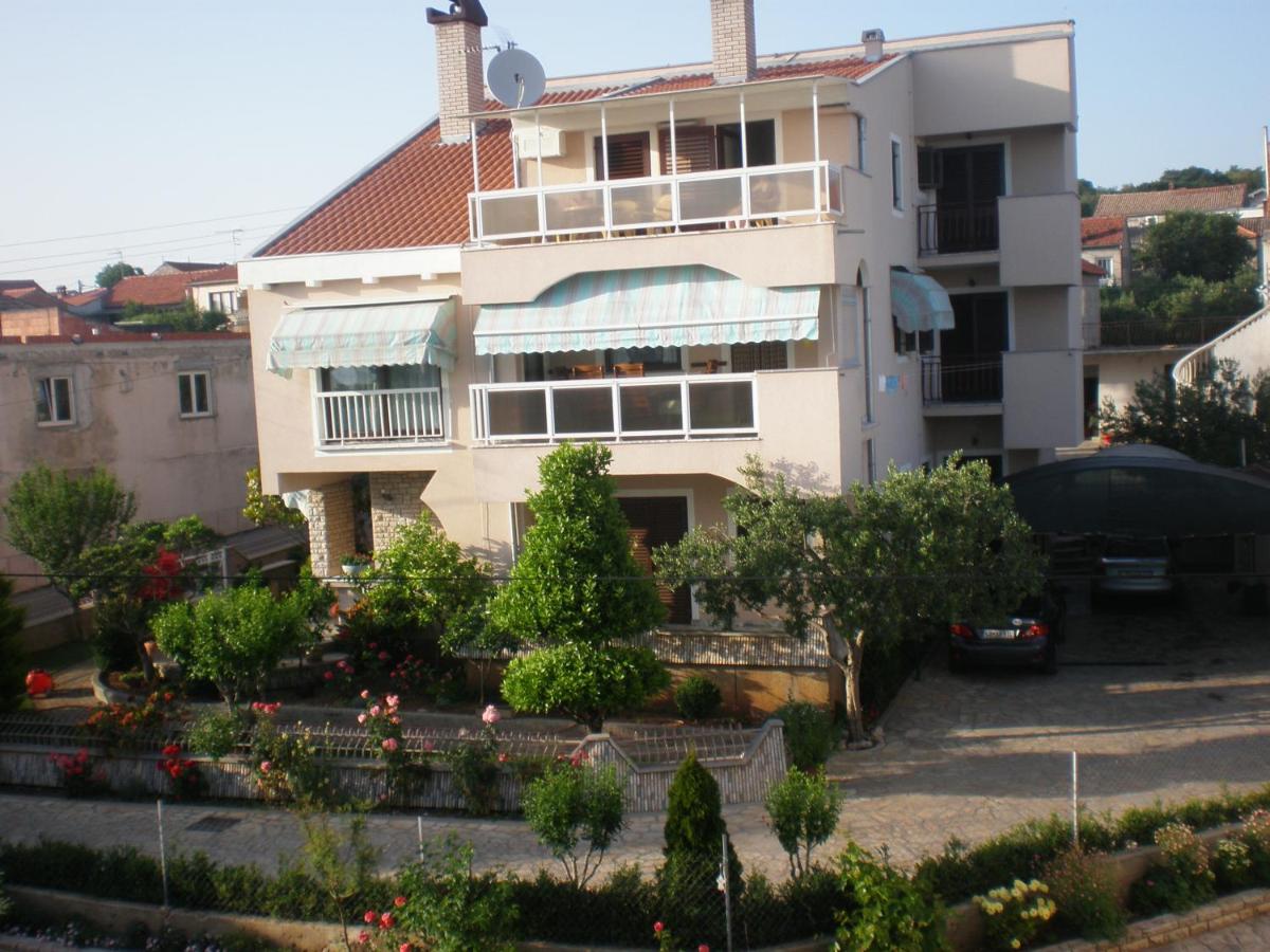 Photo 7