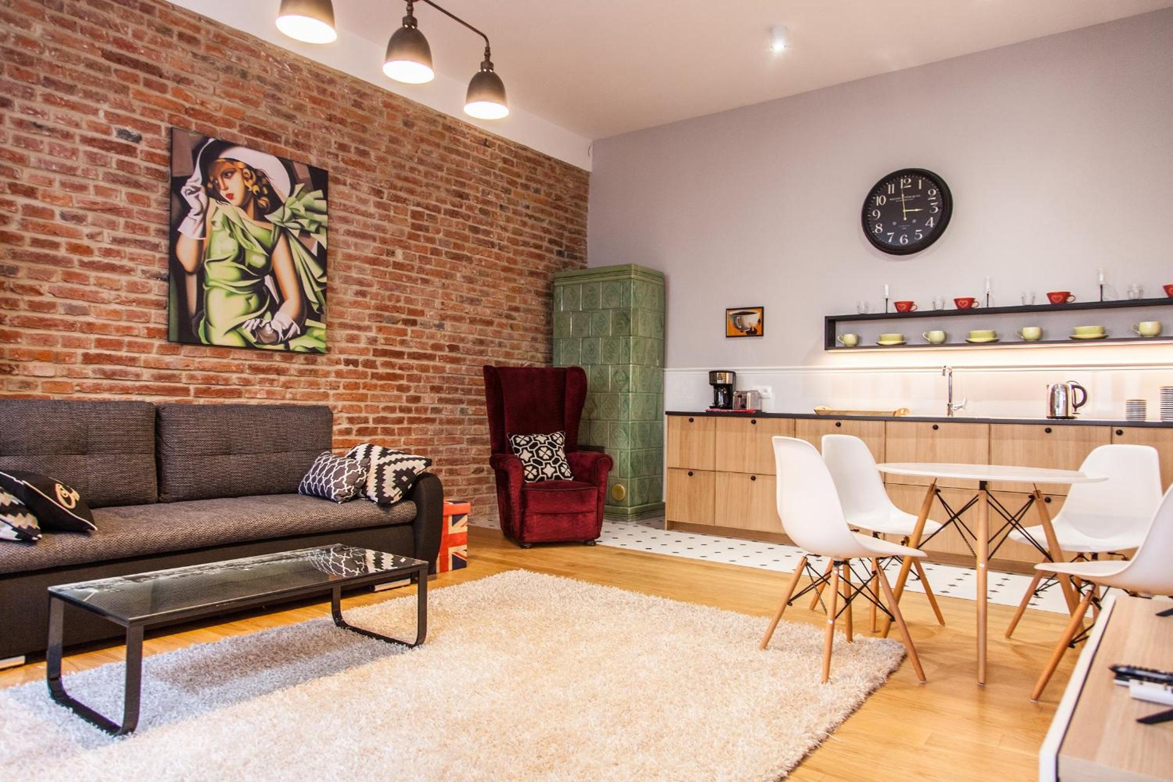 BC7 Apartments