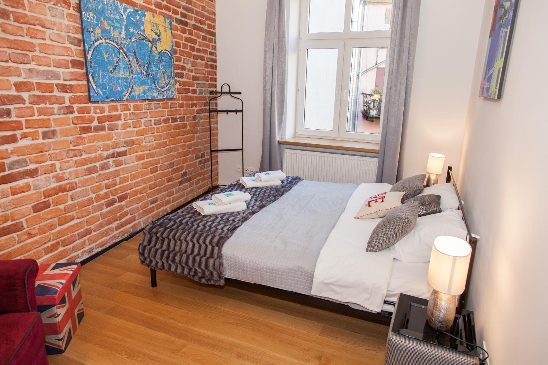 BC7 Apartments