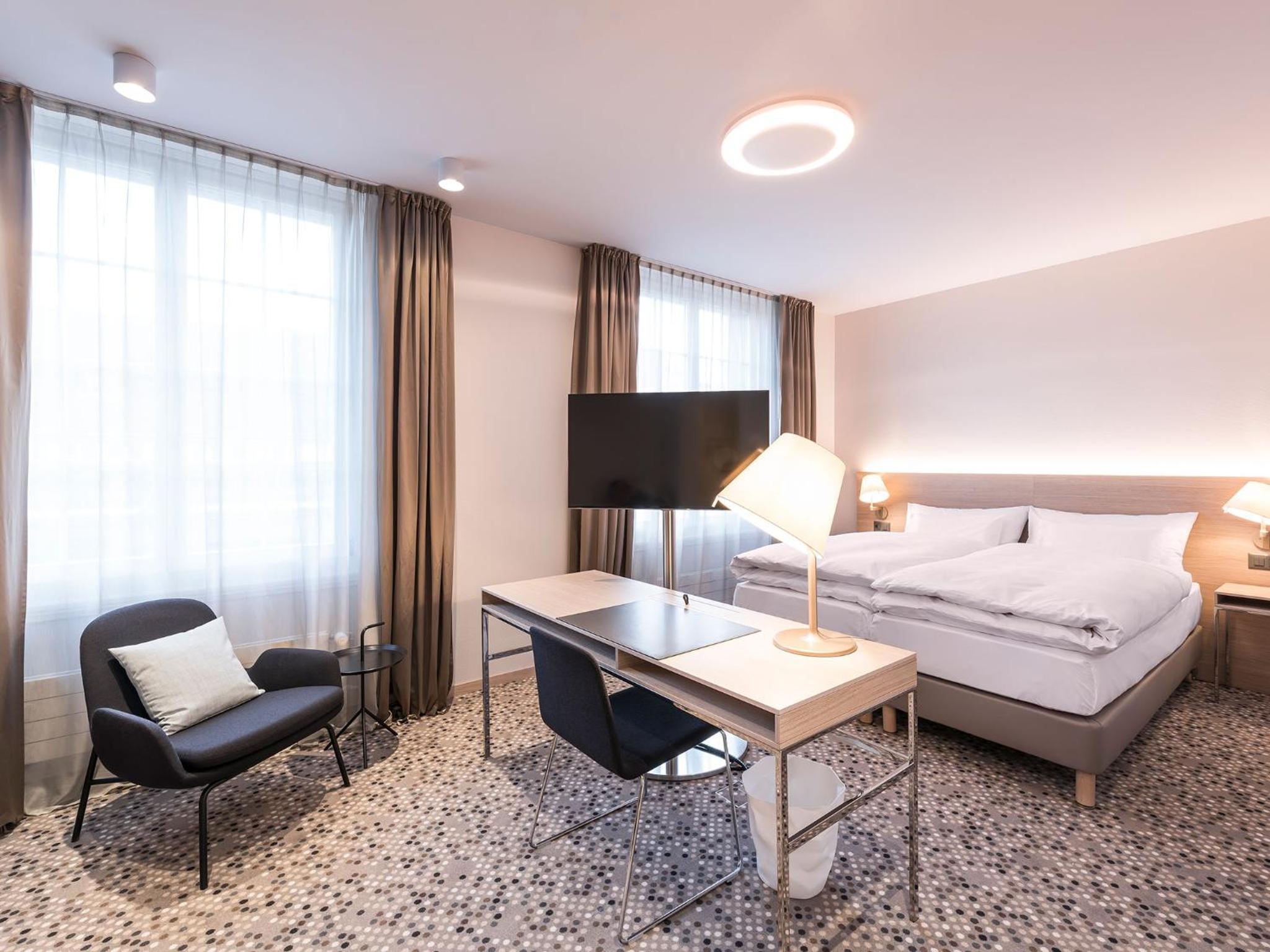 Bern Vacations - Hotel Savoy - Property Image 1