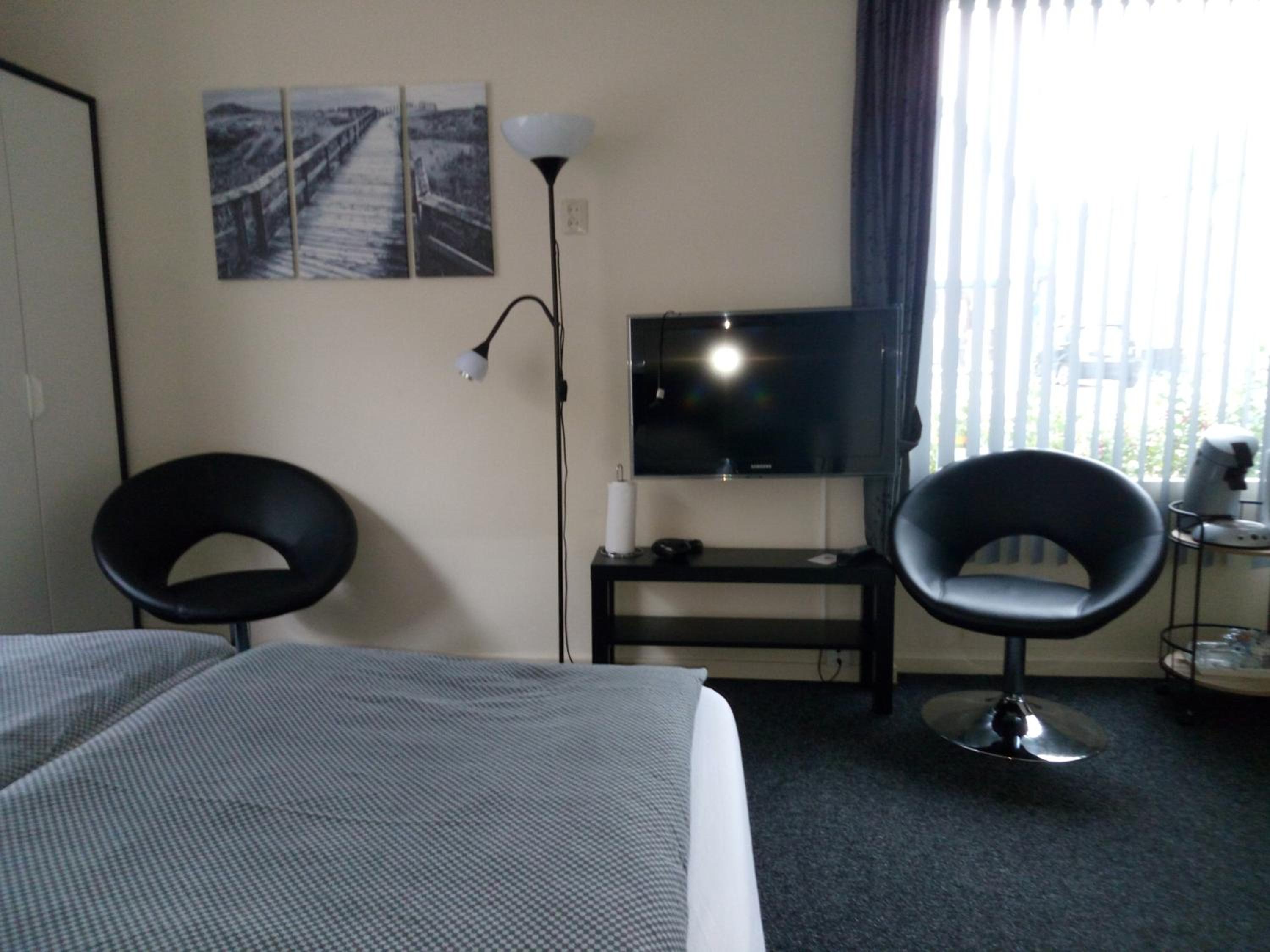 Photo 16