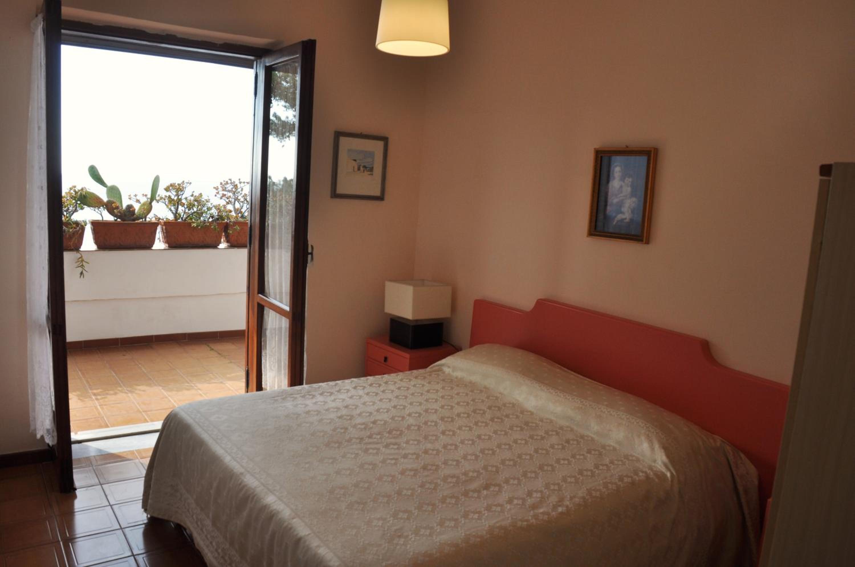 Villa Laura Sea View Apartments