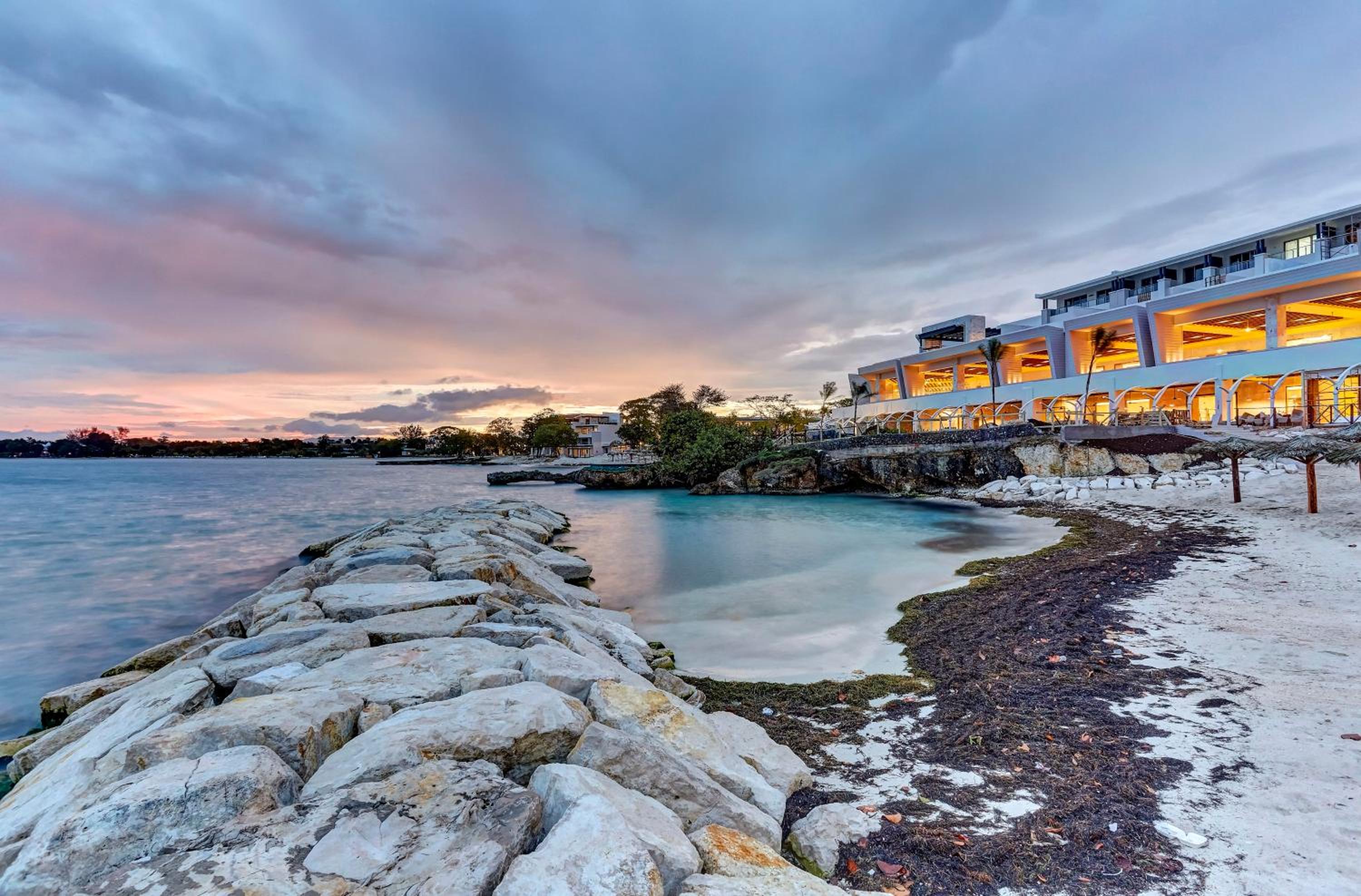 Jamaica Vacations - Hideaway at Royalton Negril, An Autograph Collection All-Inclusive Resort - Adults Only - Property Image 2