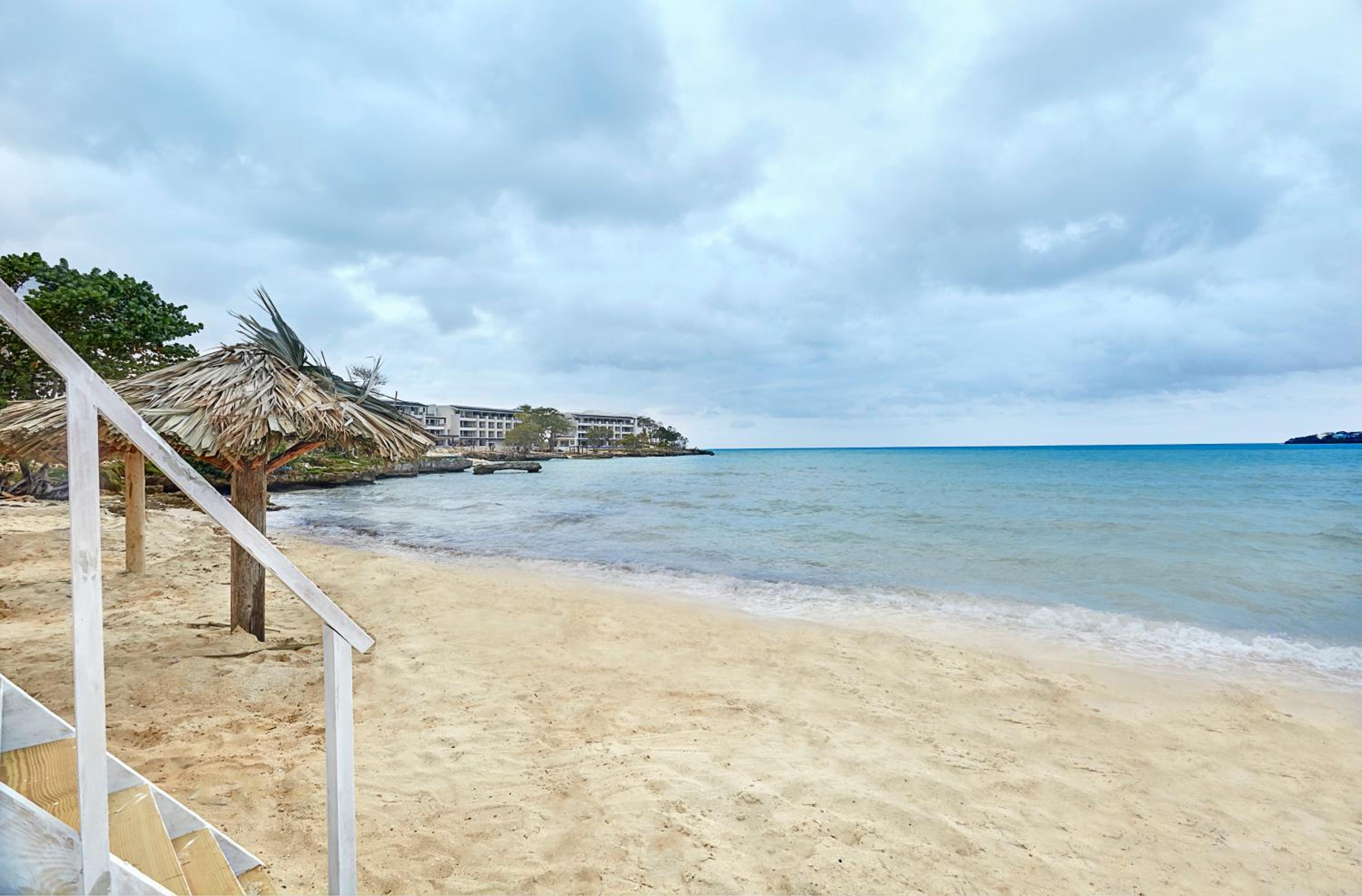 Jamaica Vacations - Hideaway at Royalton Negril, An Autograph Collection All-Inclusive Resort - Adults Only - Property Image 6
