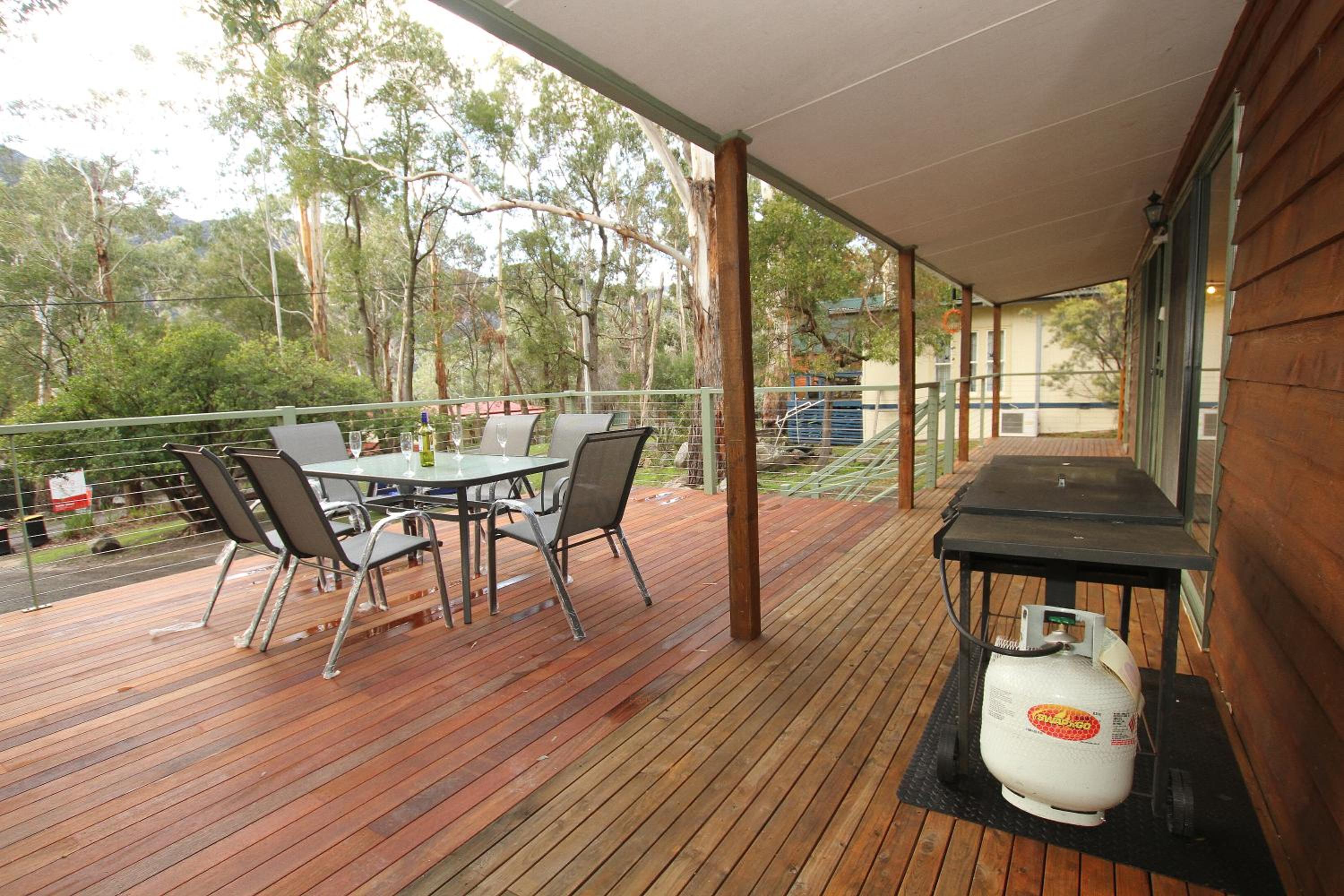 Serene Vista Halls Gap