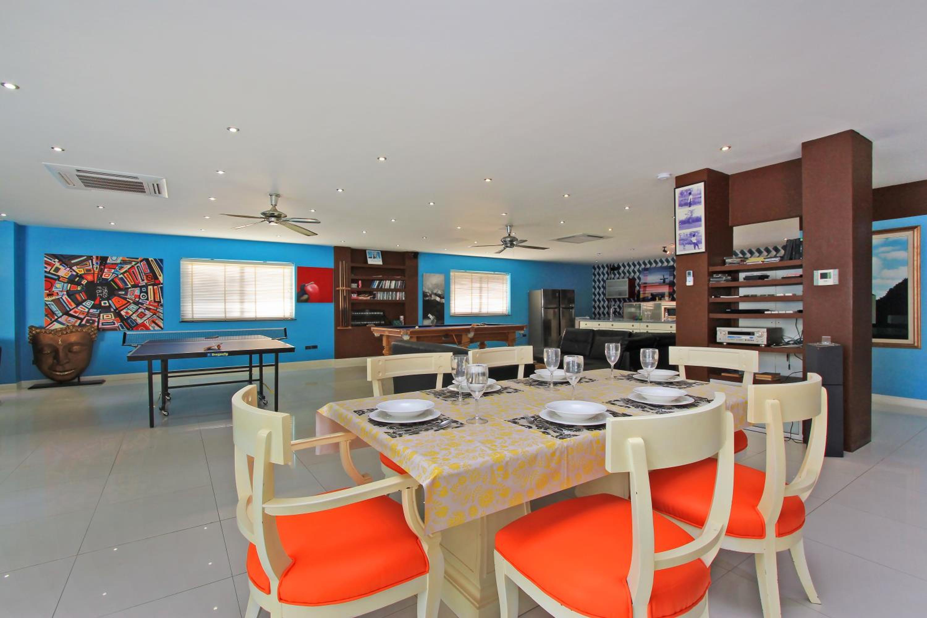 dining