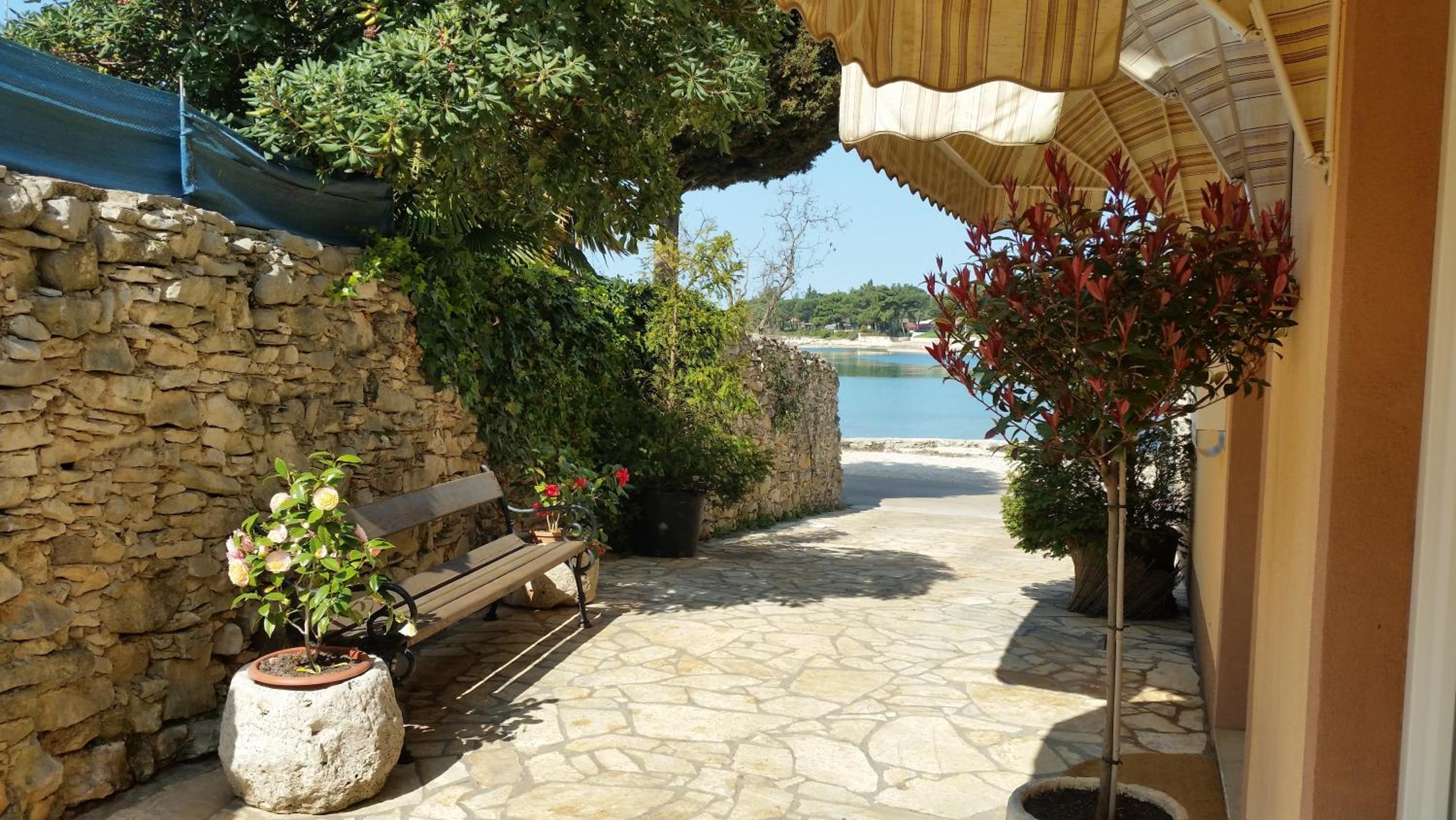 outdoor BBQ area