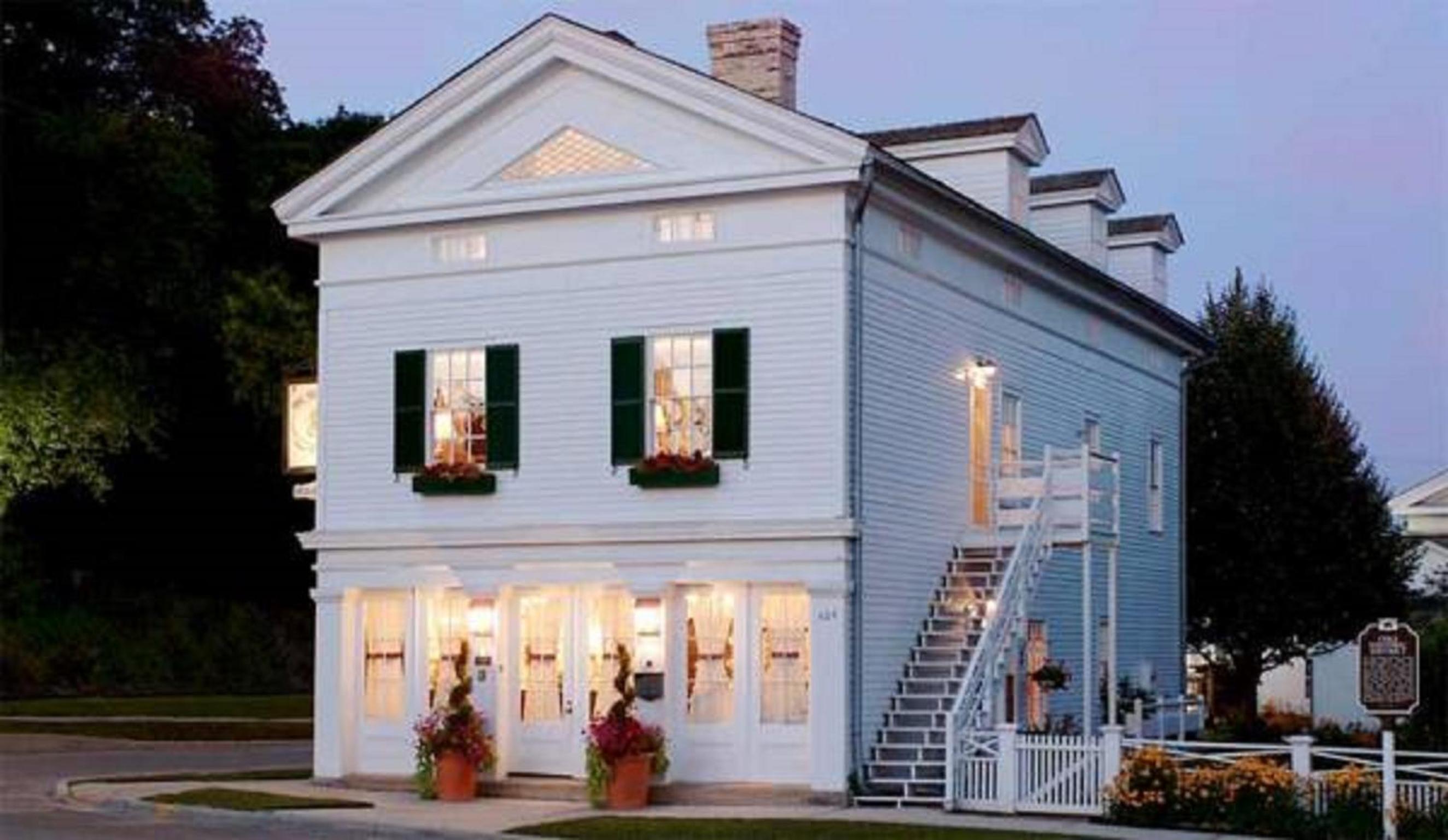 Sheboygan Vacations - The Rochester Inn - Property Image 1