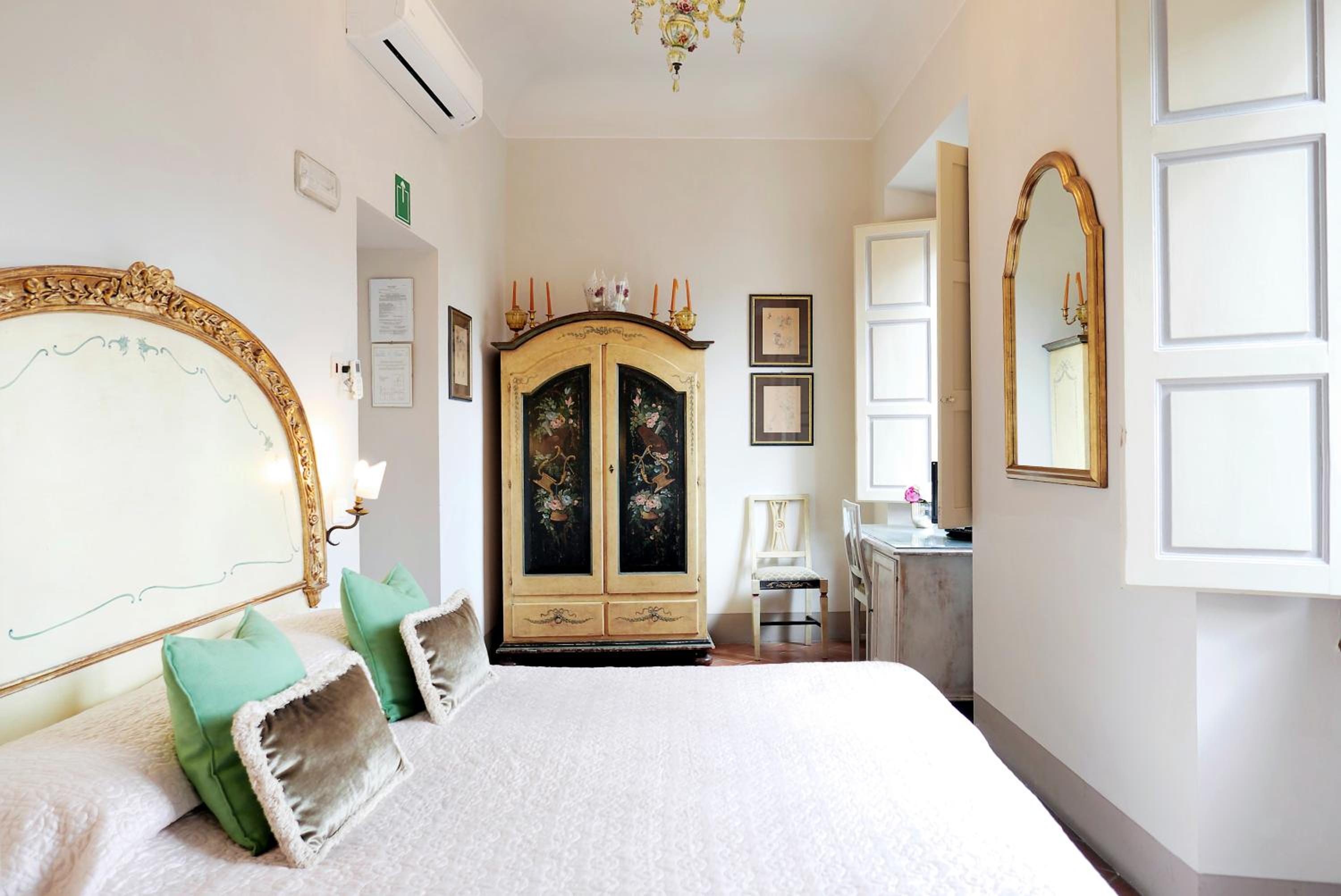 Relais Cavalcanti Guest House