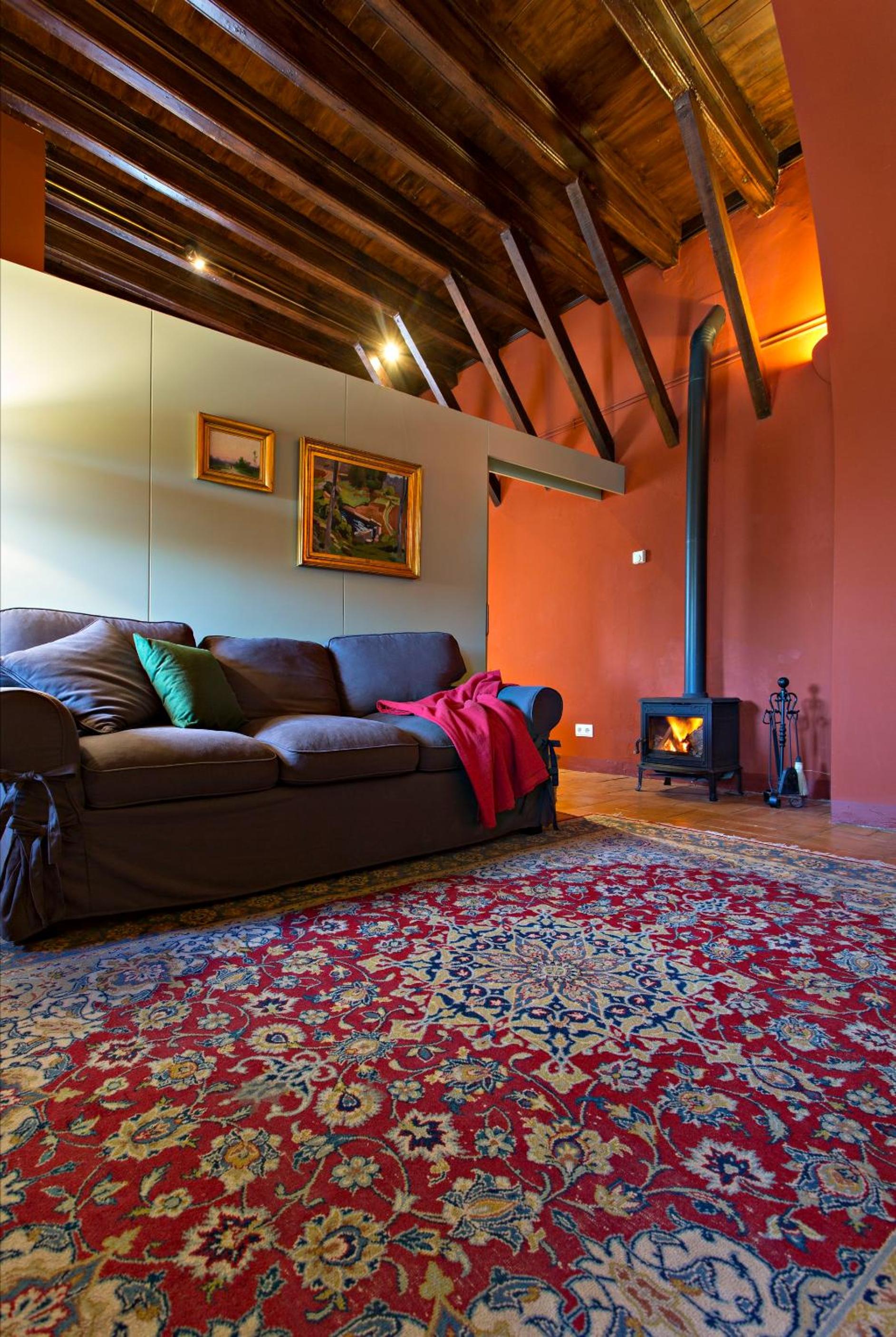 Encís d'Empordà -Adults Only-