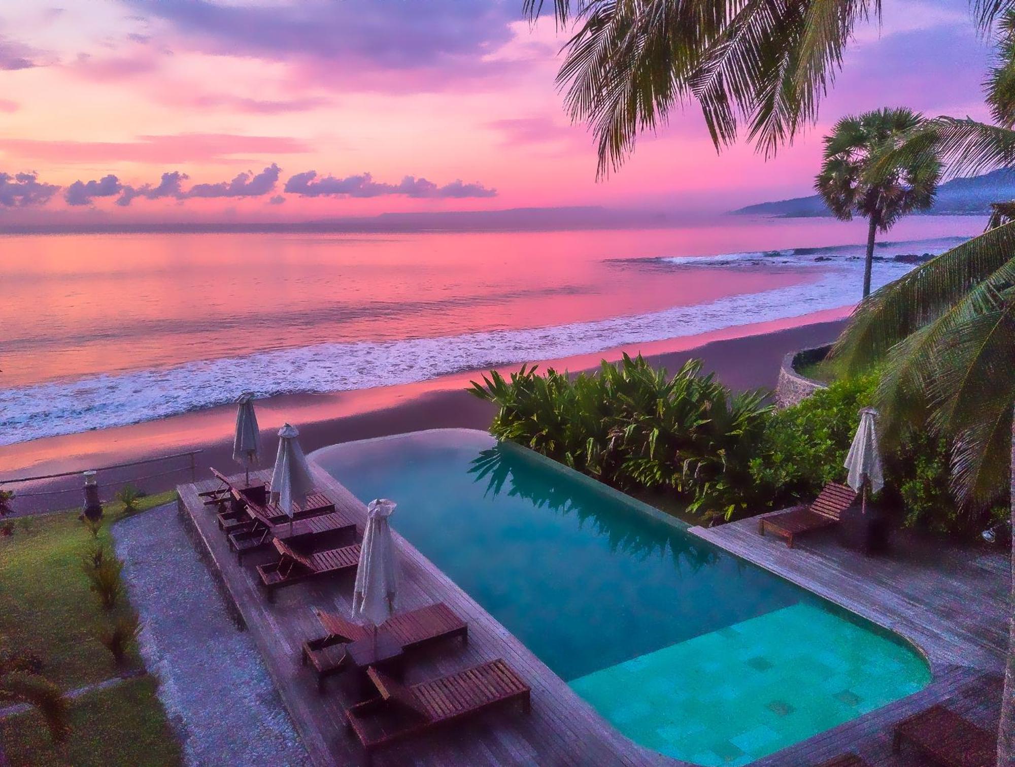 The Palms - Seraya Shores Retreat Bali view 4