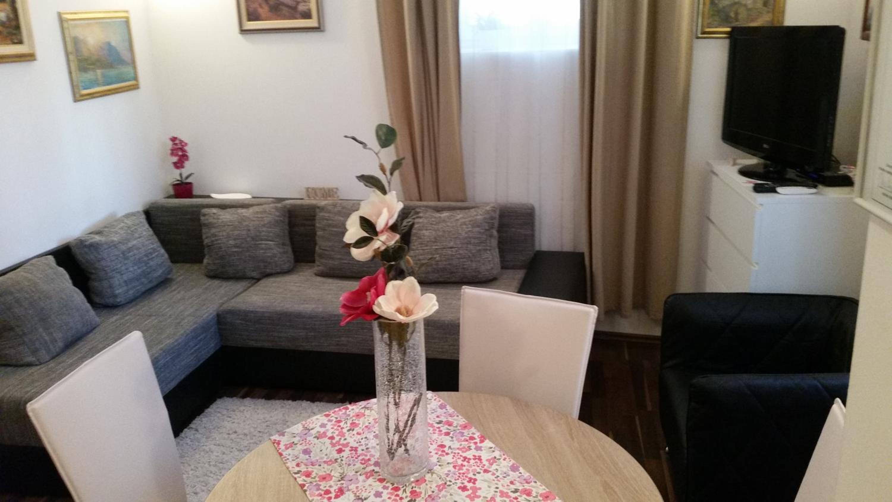 Apartment Ines