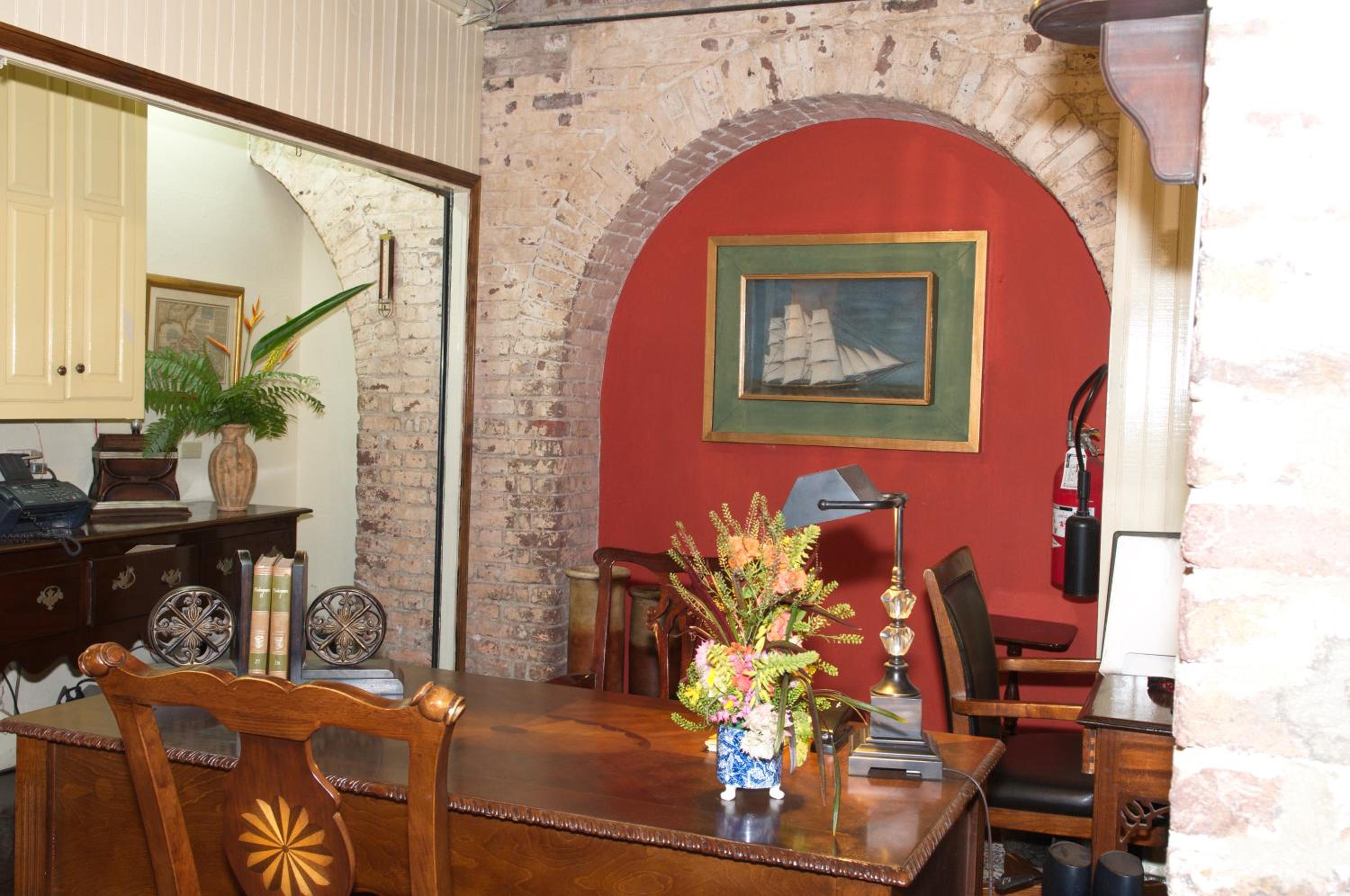 Copper and Lumber Store Hotel - Property Image 37