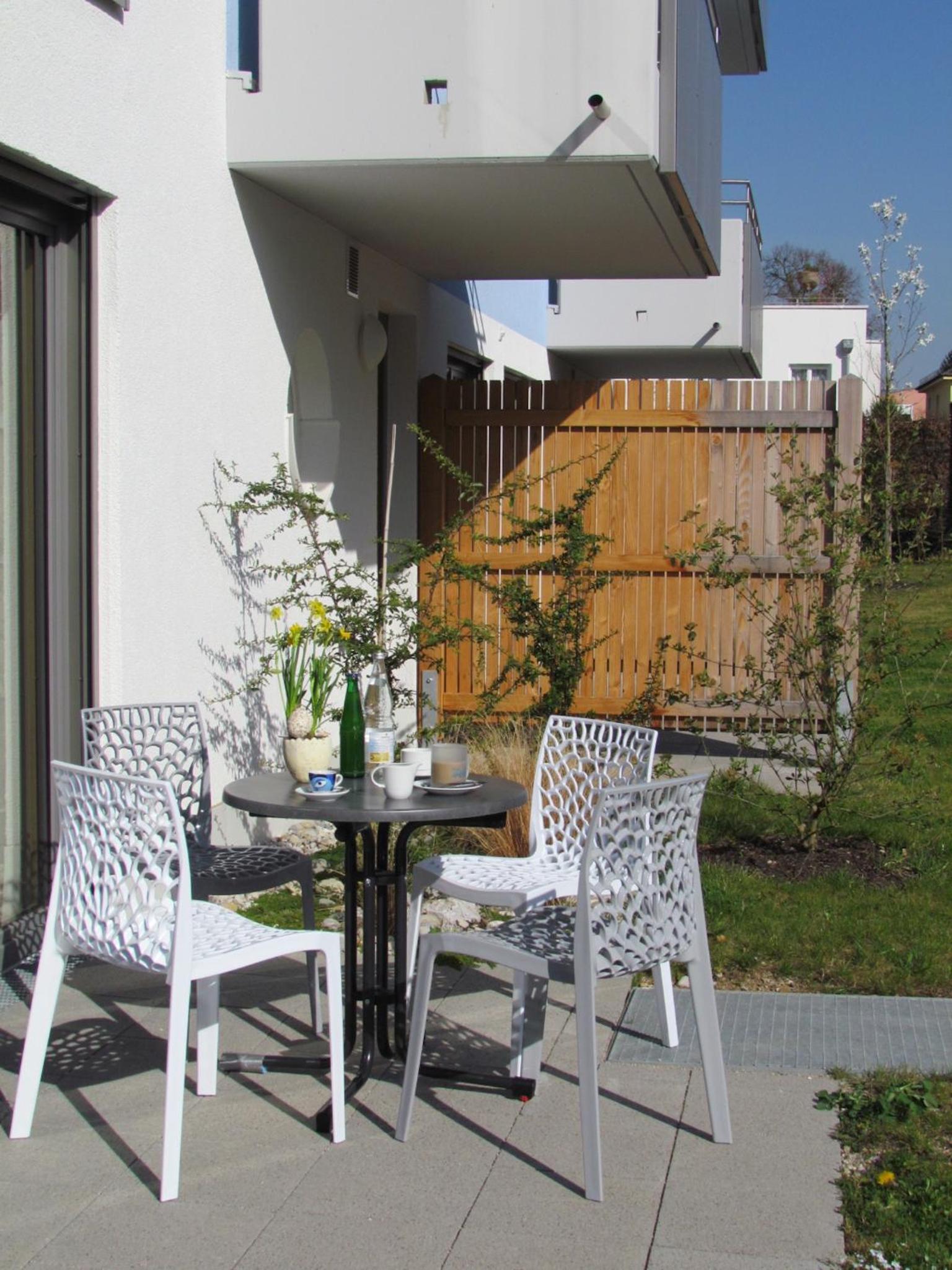 AMENITY-Garden-Apartments
