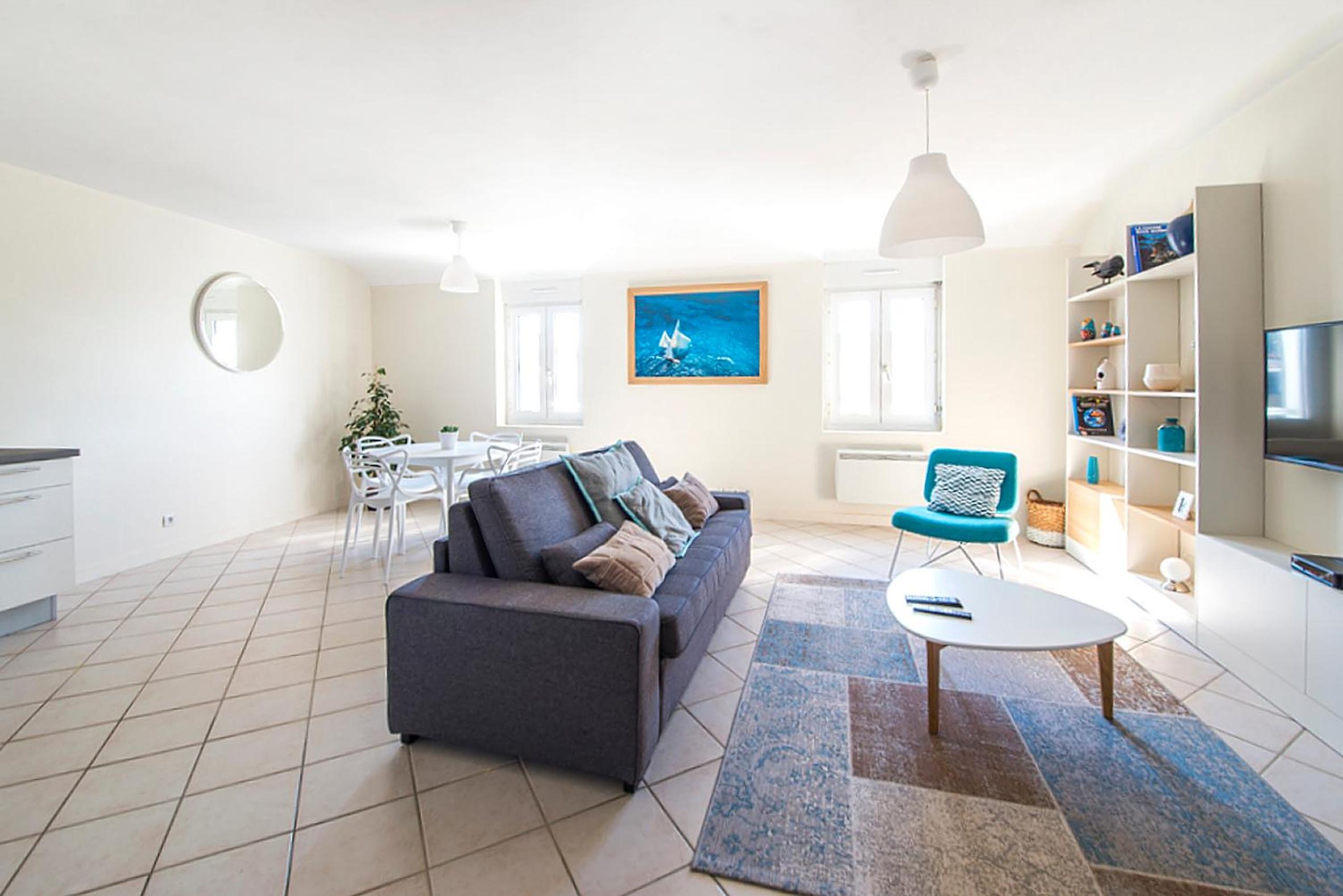 Ocean Apartment