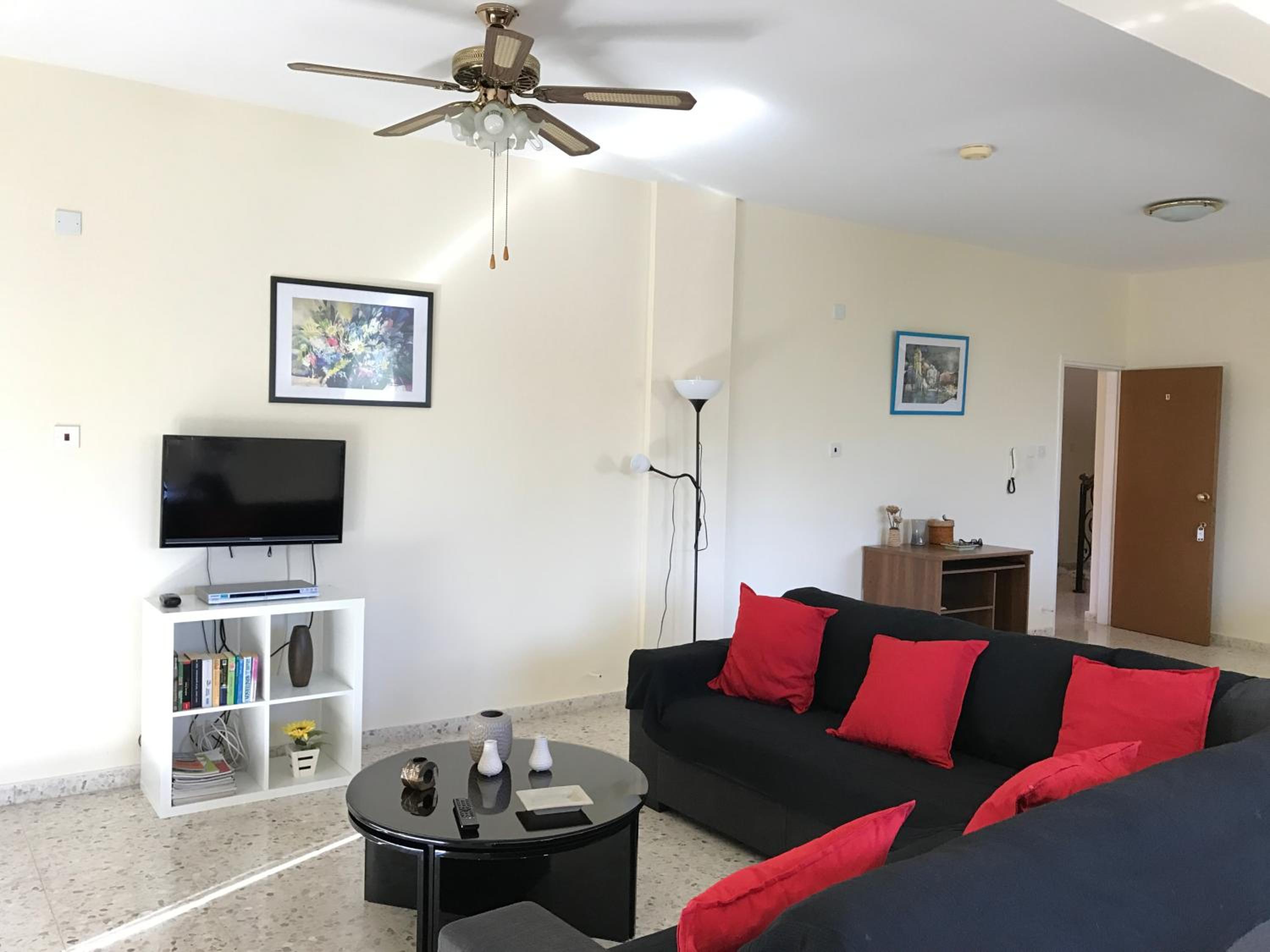 Himonas Apartments