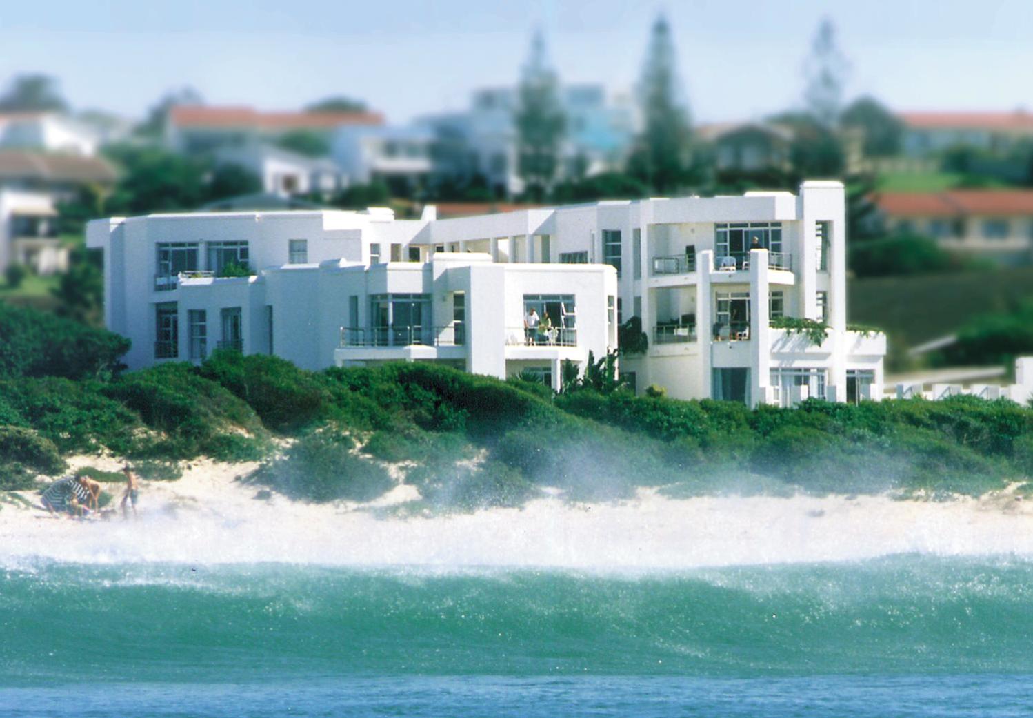 Diaz 15 House on the Bay