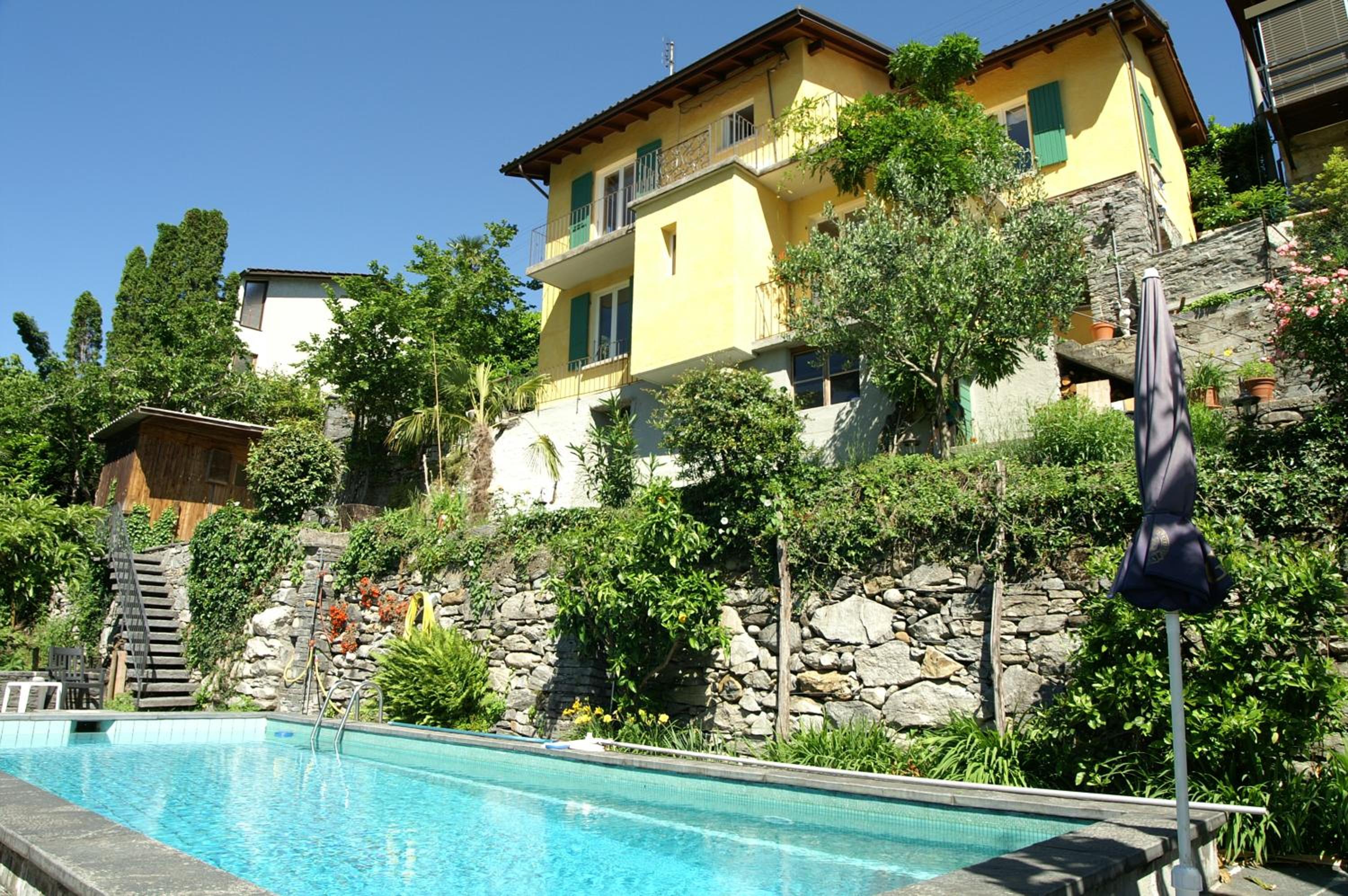 Casa Aries & Studio Aurora - mit Pool, in Cavigliano nur 8 km von Ascona und Locarno entfernt
