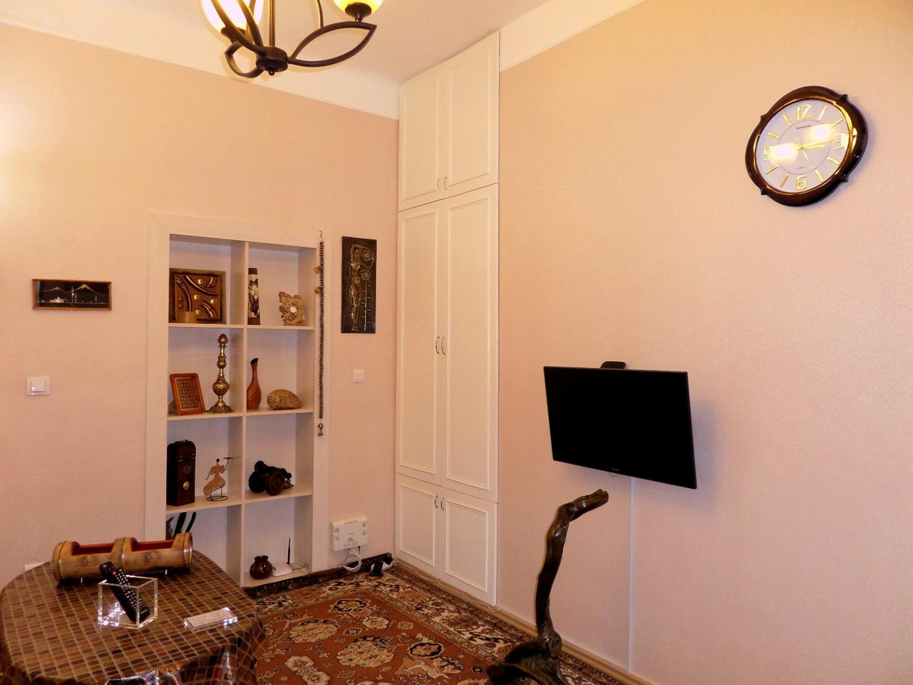 Ara & Gaya Аpartment