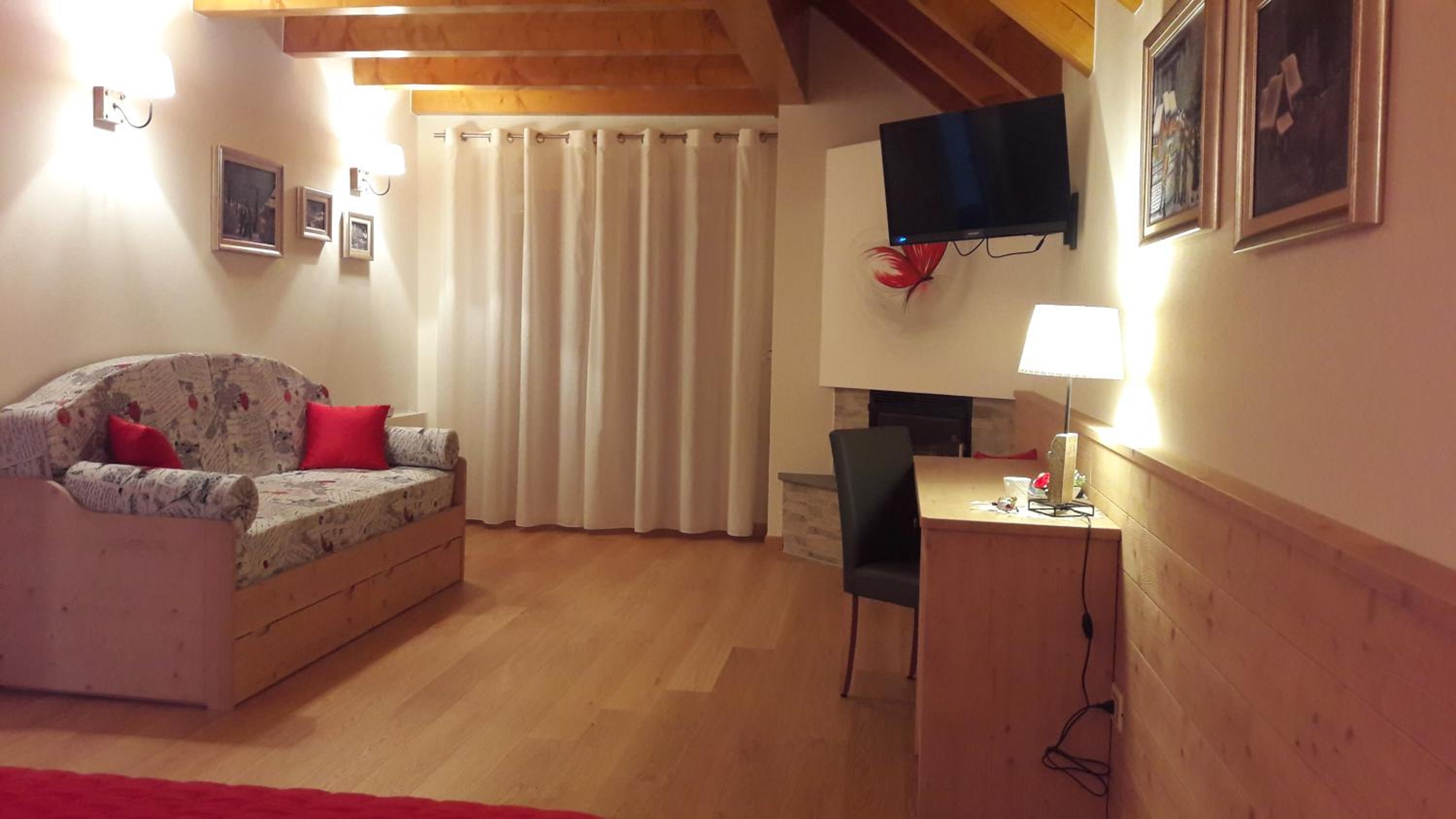 Photo 44