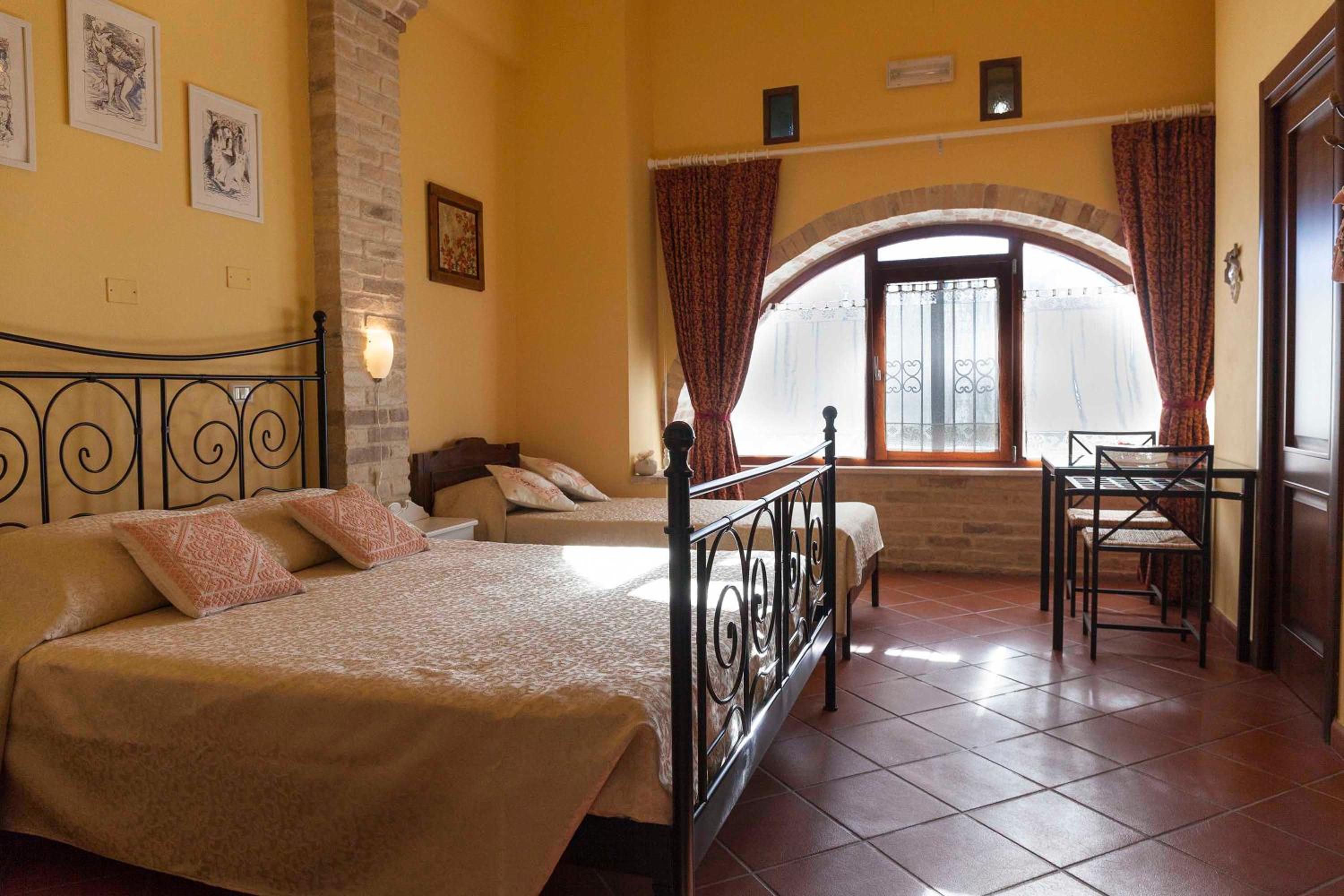Villa Fiorita view 5