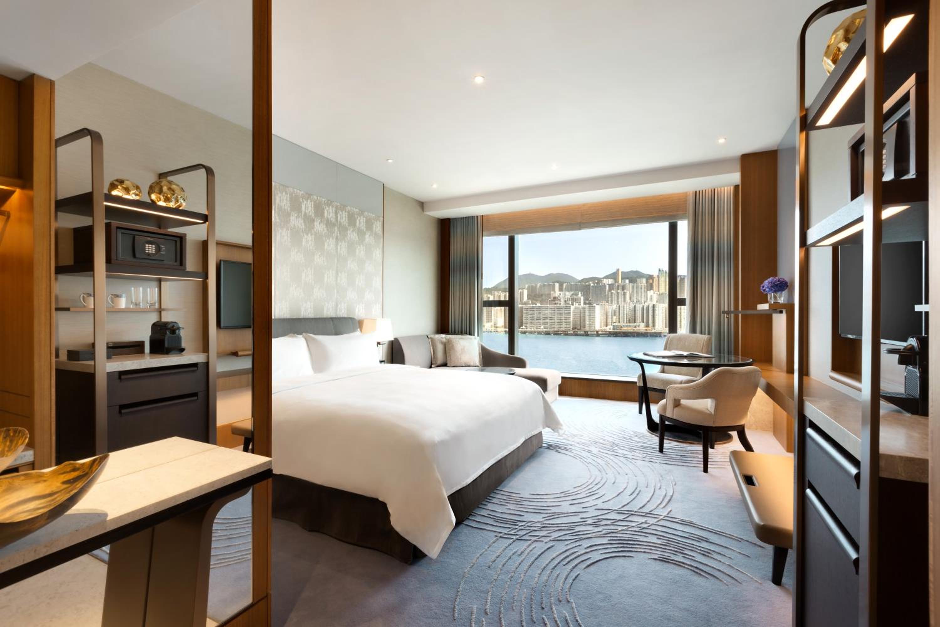 Kerry Hotel Hong Kong by Shangri-la