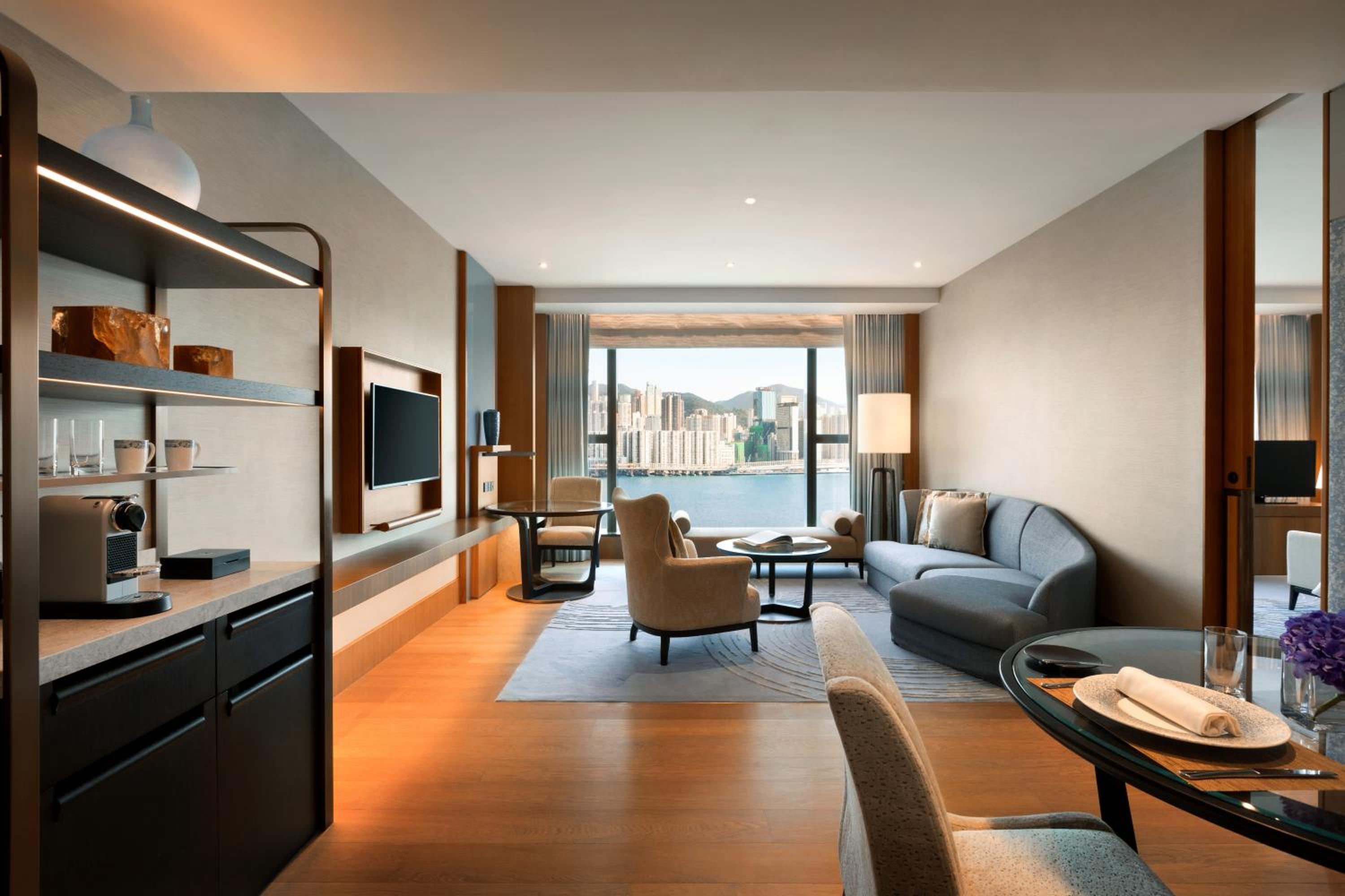 Kerry Hotel Hong Kong by Shangri-la