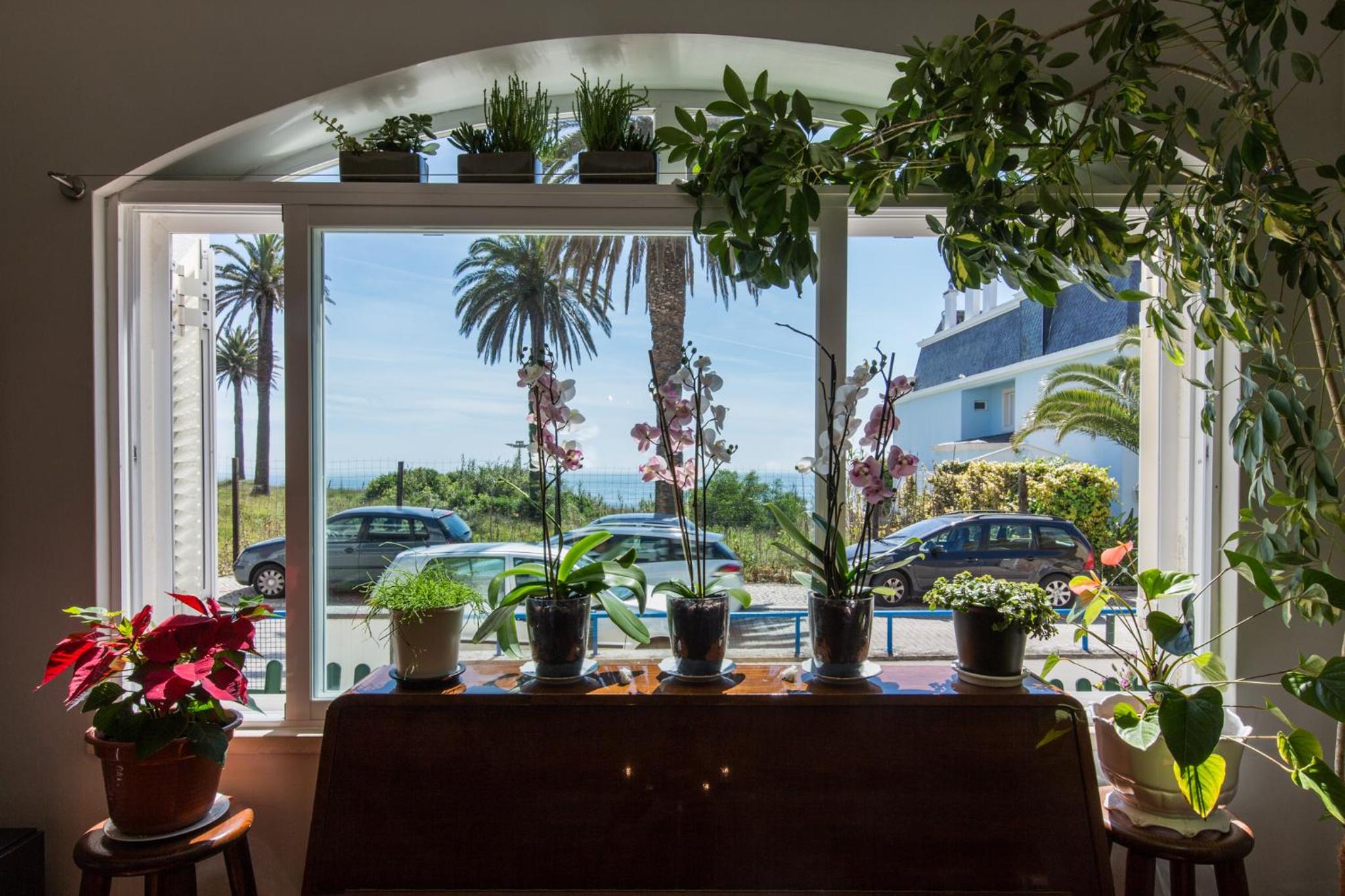 "HomeySuite" in Estoril Beach Apartment