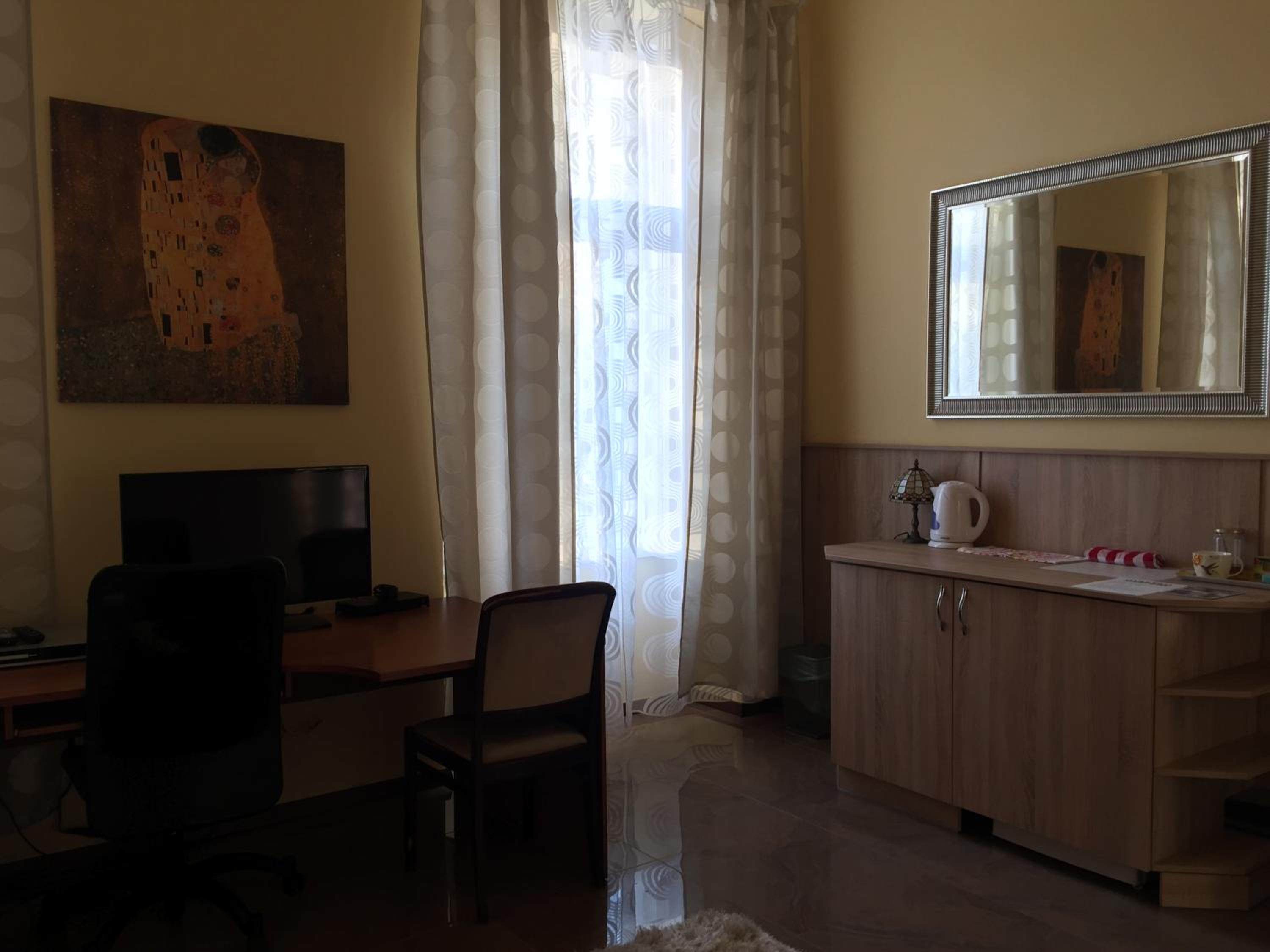 Marxim Apartments view 2