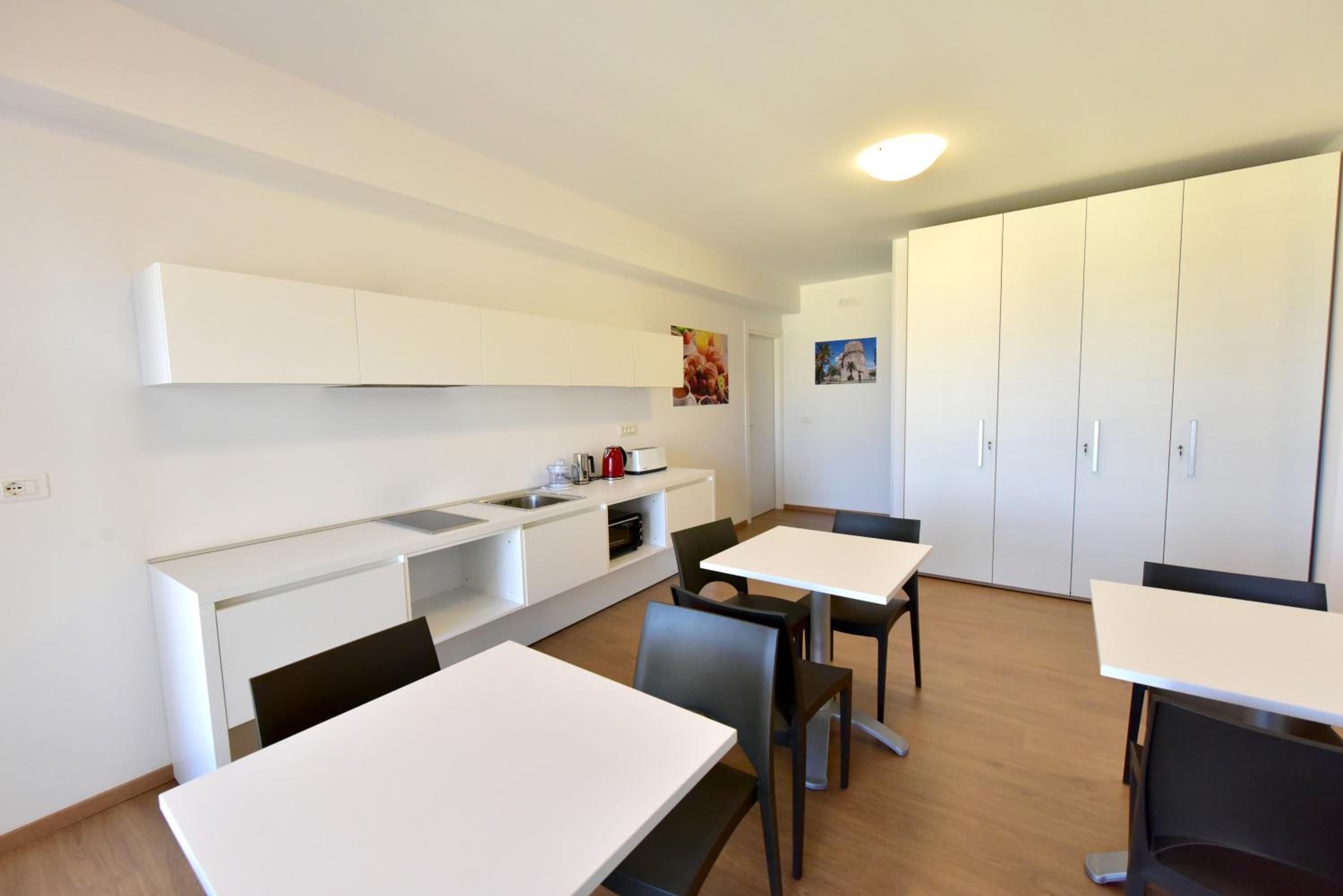 Trip Room & Breakfast