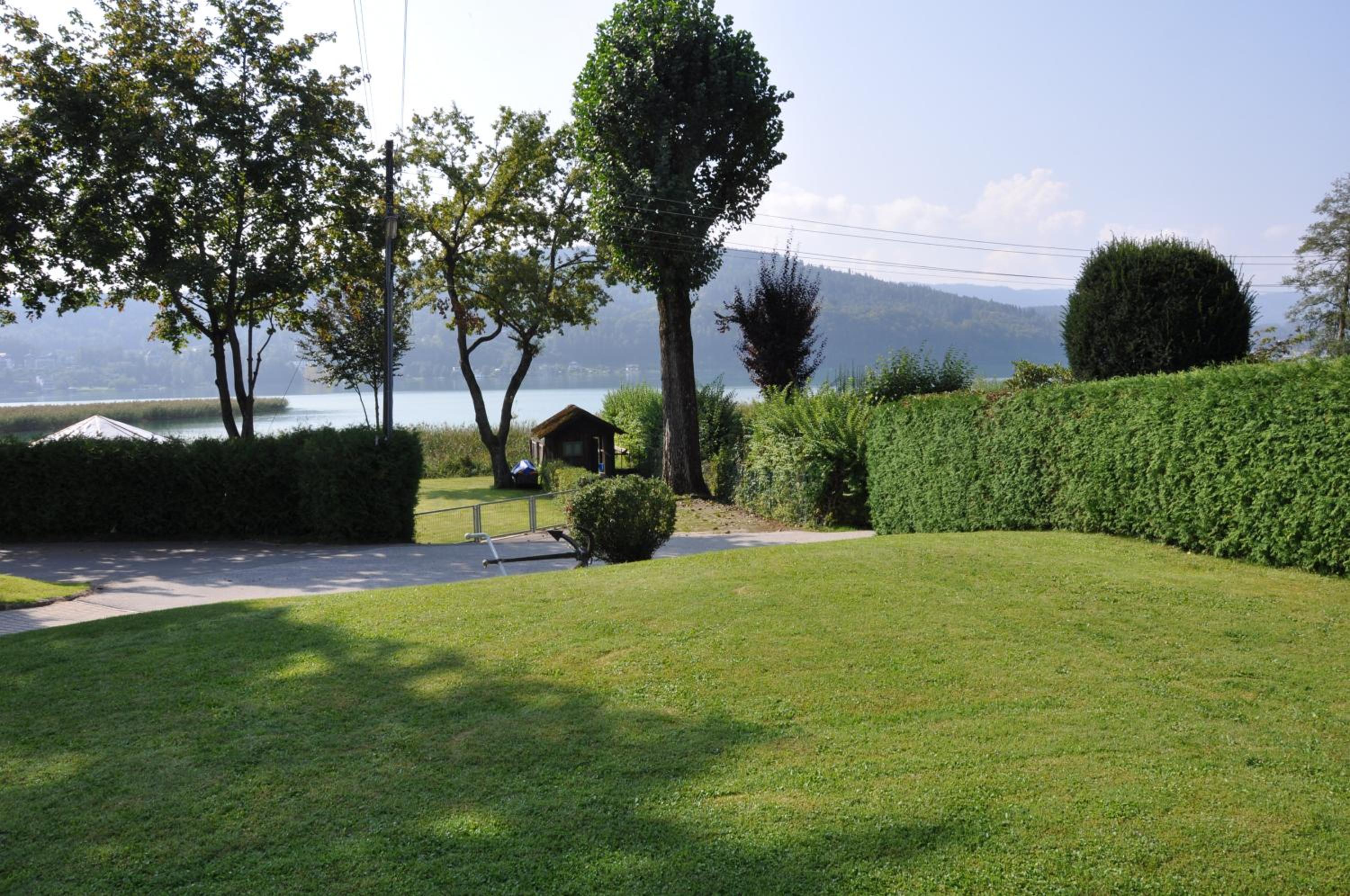 Seebungalows Wedenig direkt am See