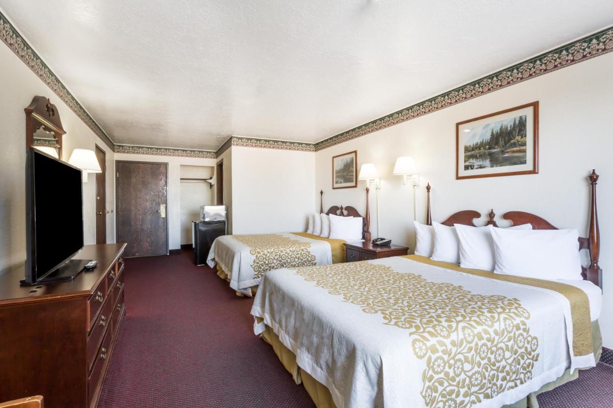 Evanston Vacations - Days Inn by Wyndham Evanston WY - Property Image 12