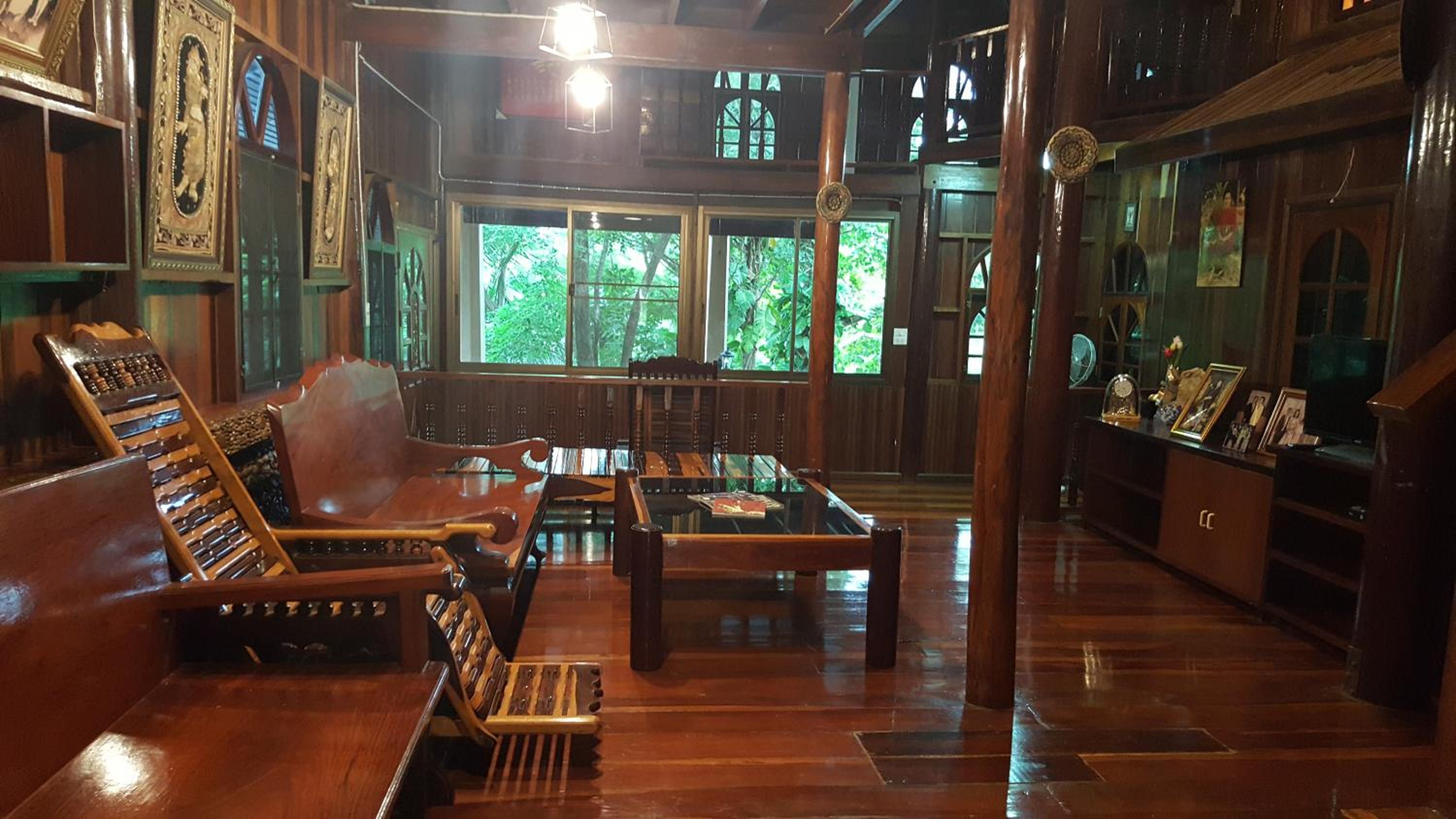 Ratmanee House