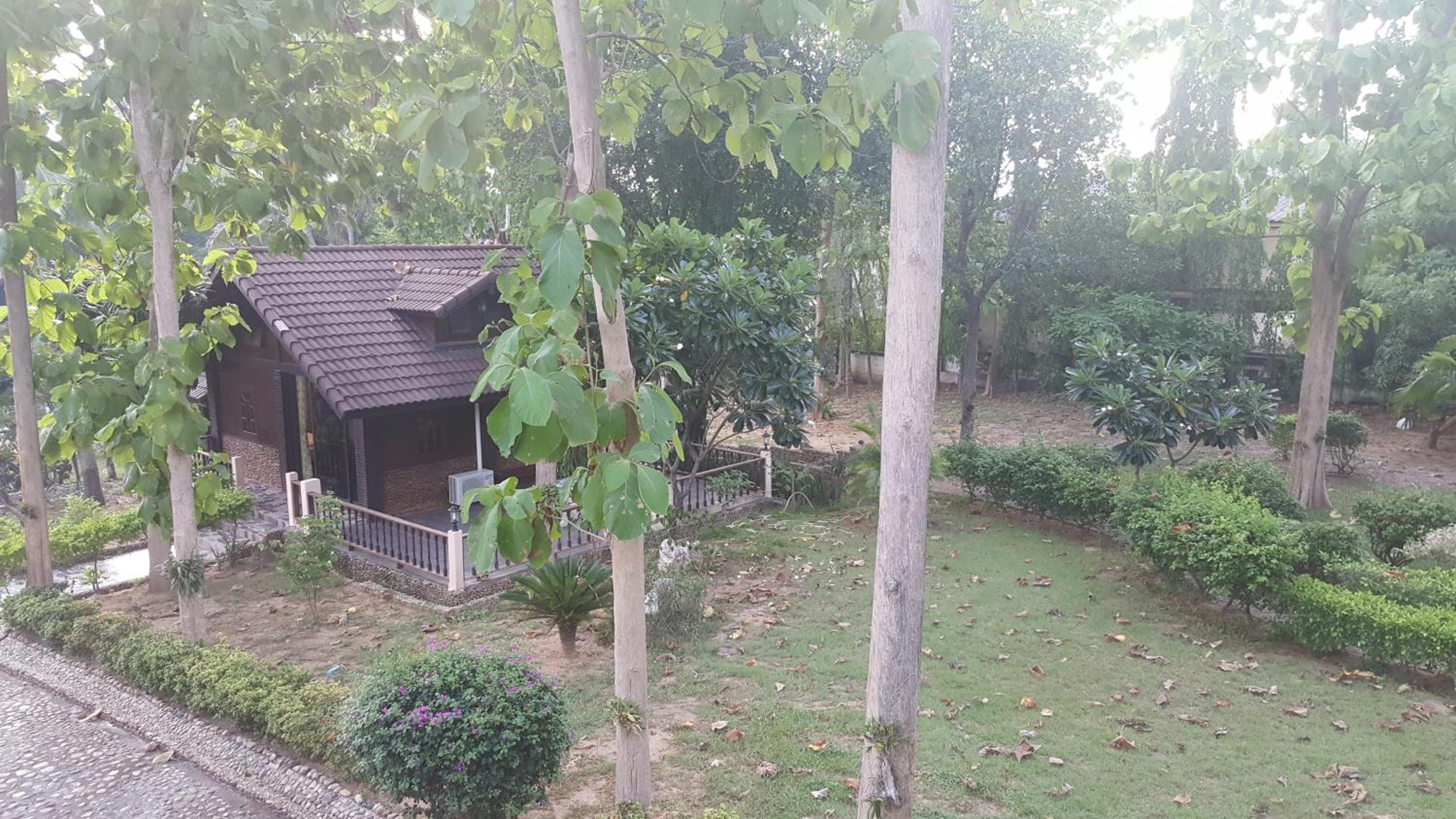 Ratmanee House