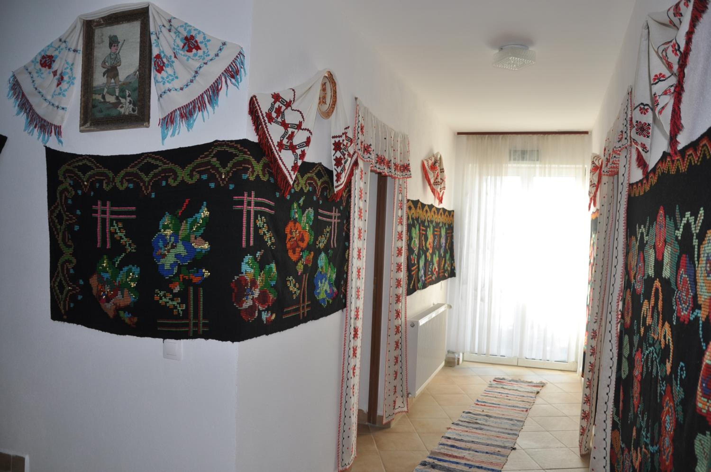 Photo 43