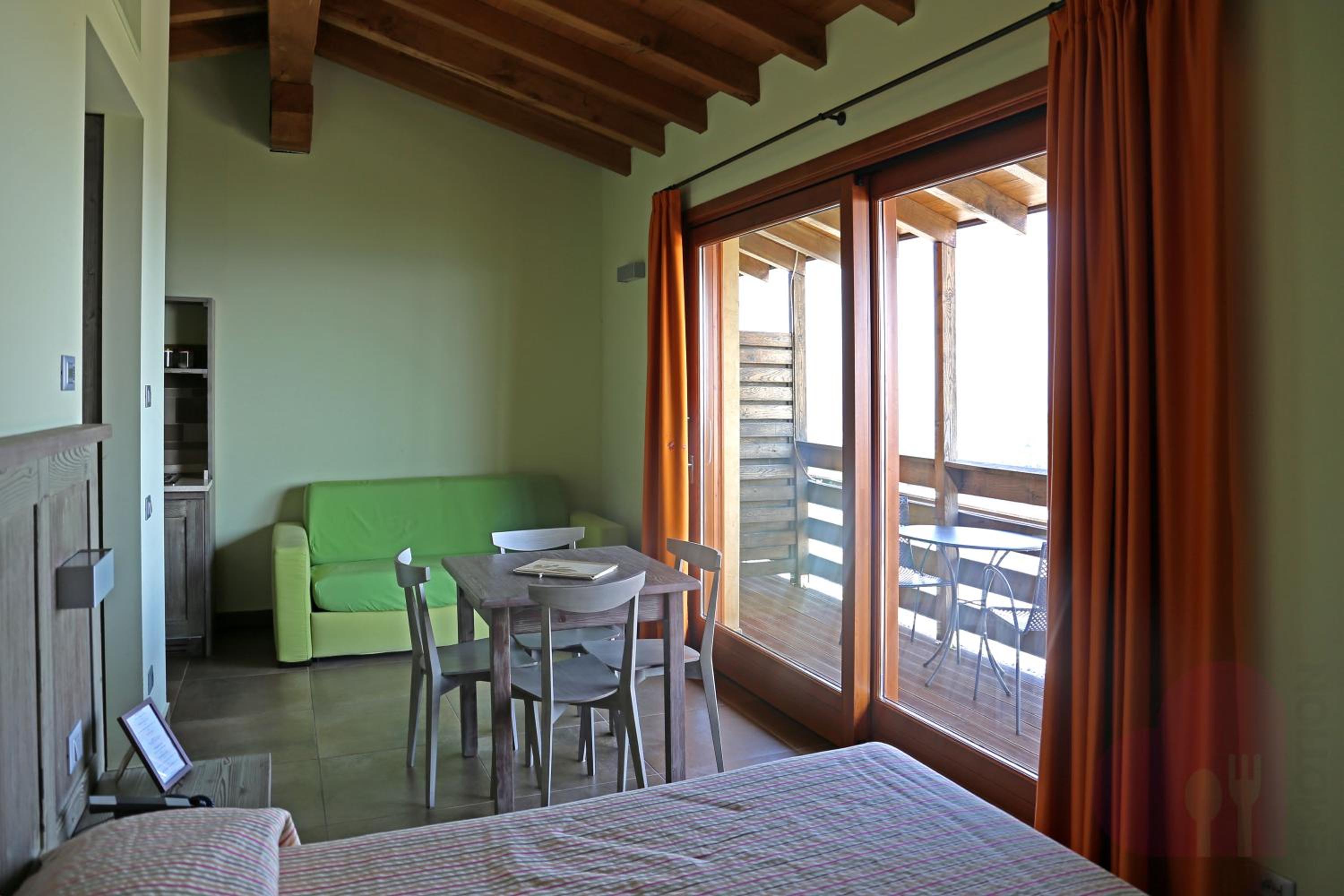 Photo 61