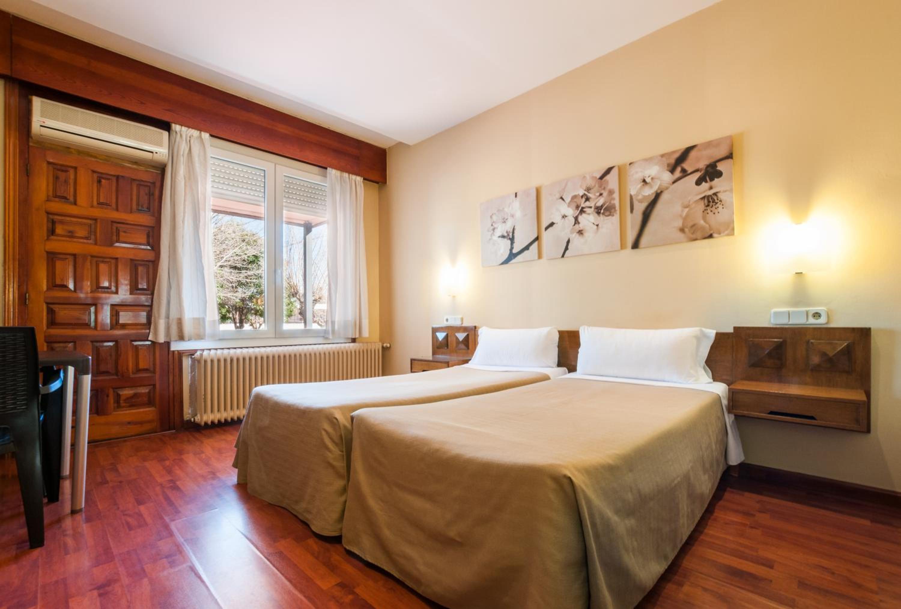 Getafe Vacations - Hotel Los Olivos - Property Image 6