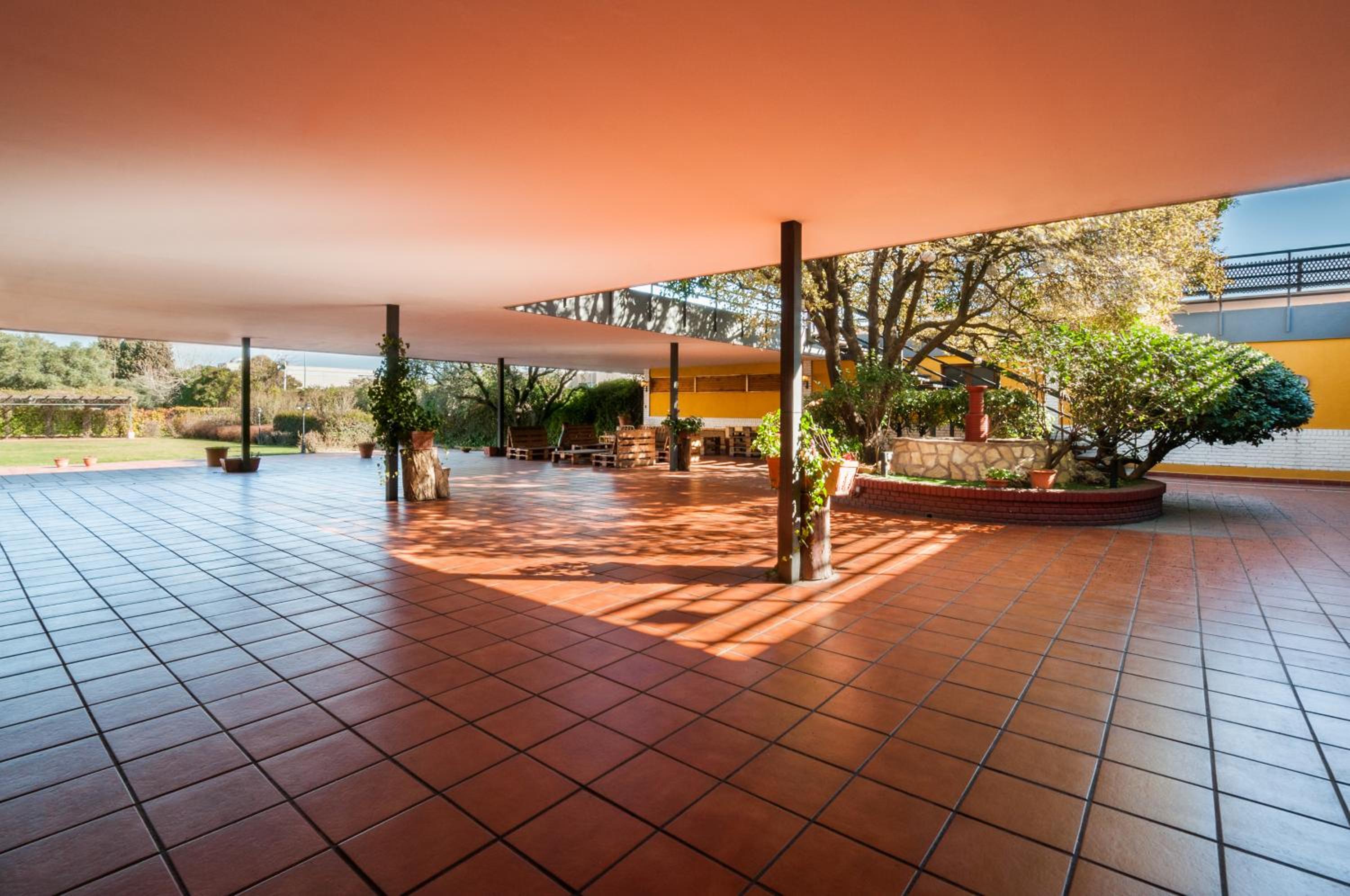 Getafe Vacations - Hotel Los Olivos - Property Image 4
