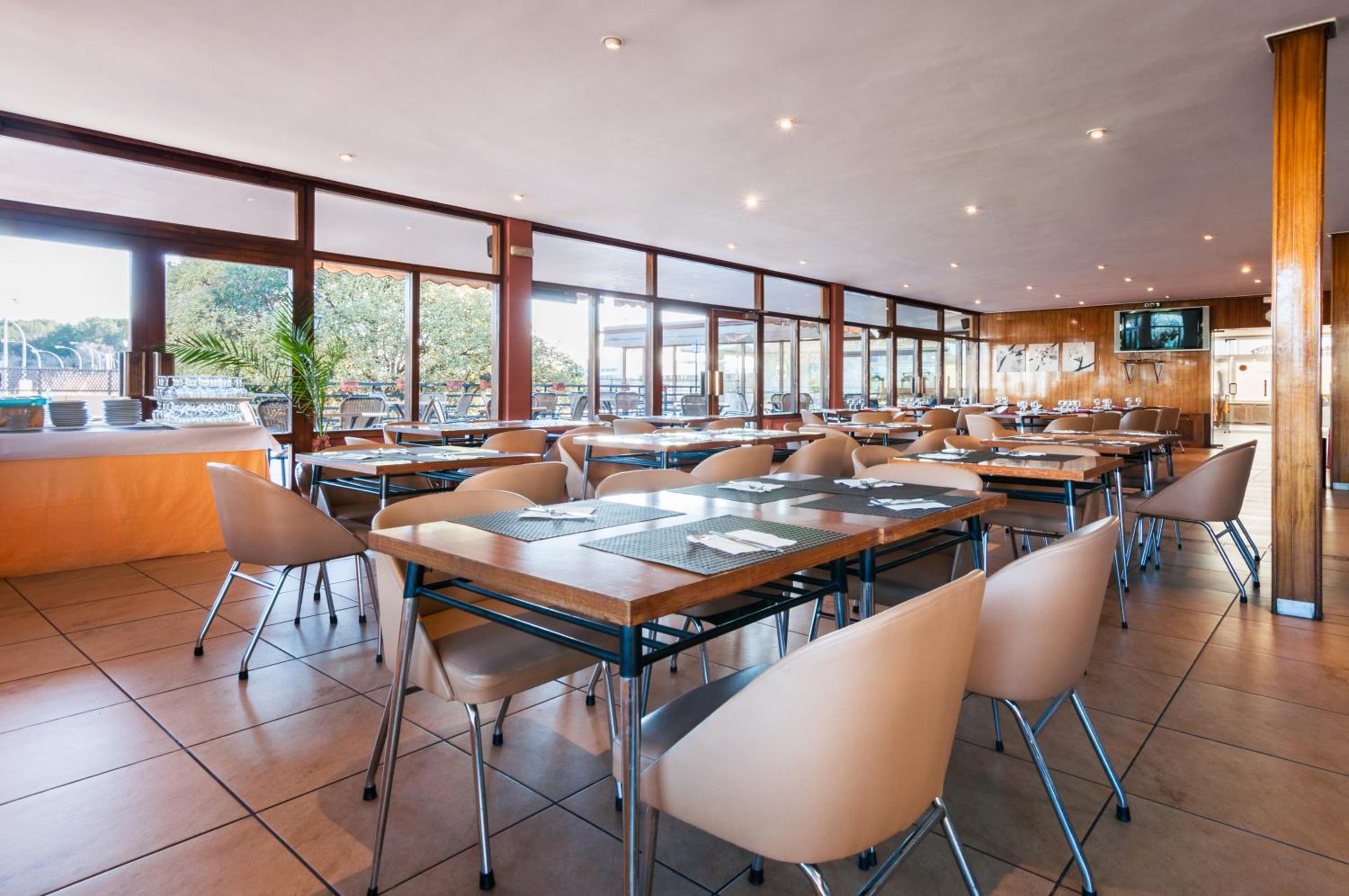 Getafe Vacations - Hotel Los Olivos - Property Image 2