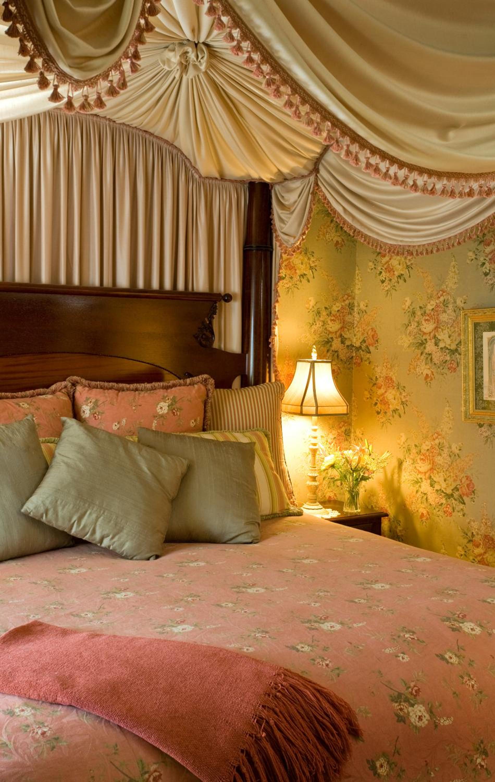 Berry Manor Inn