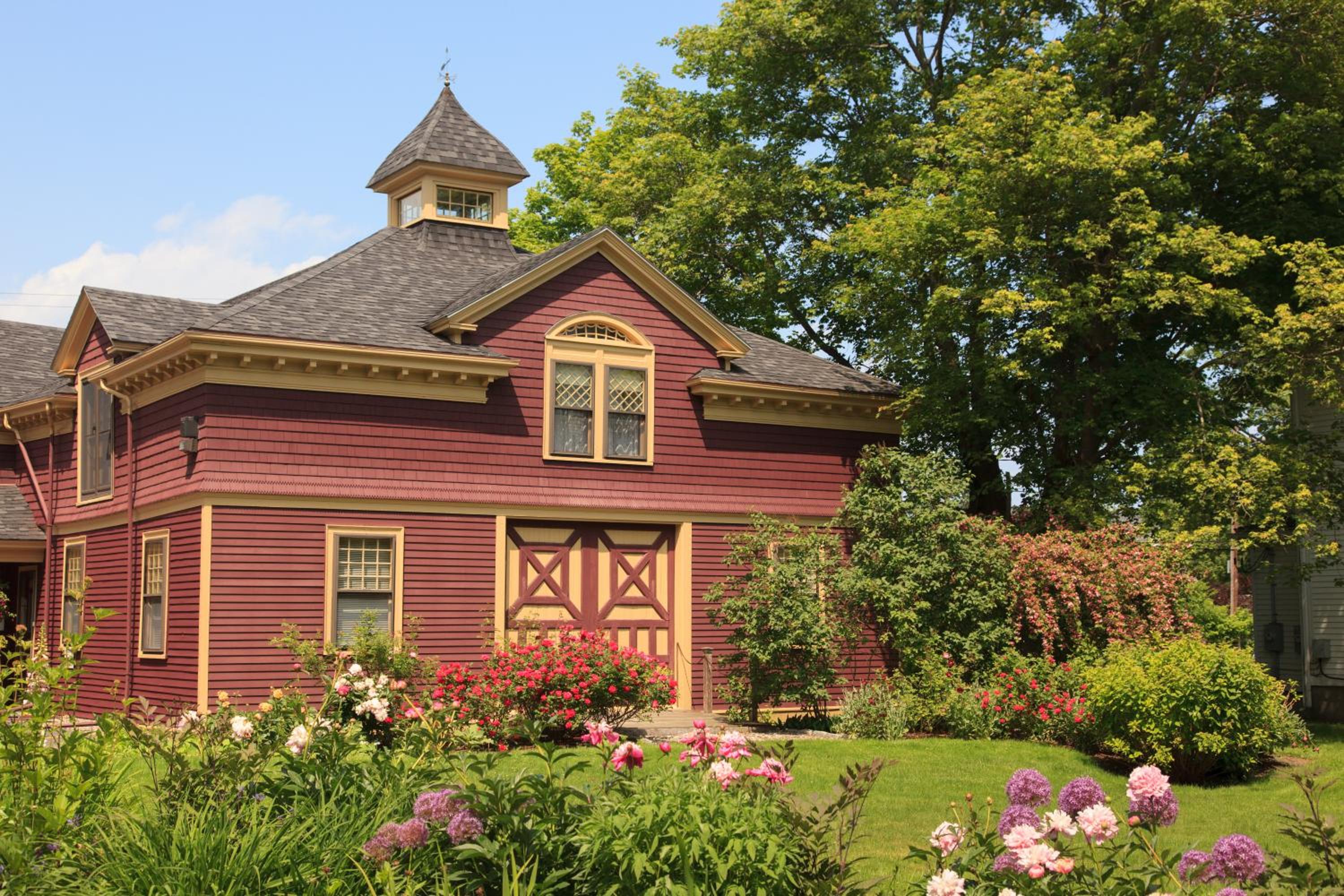 Berry Manor Inn