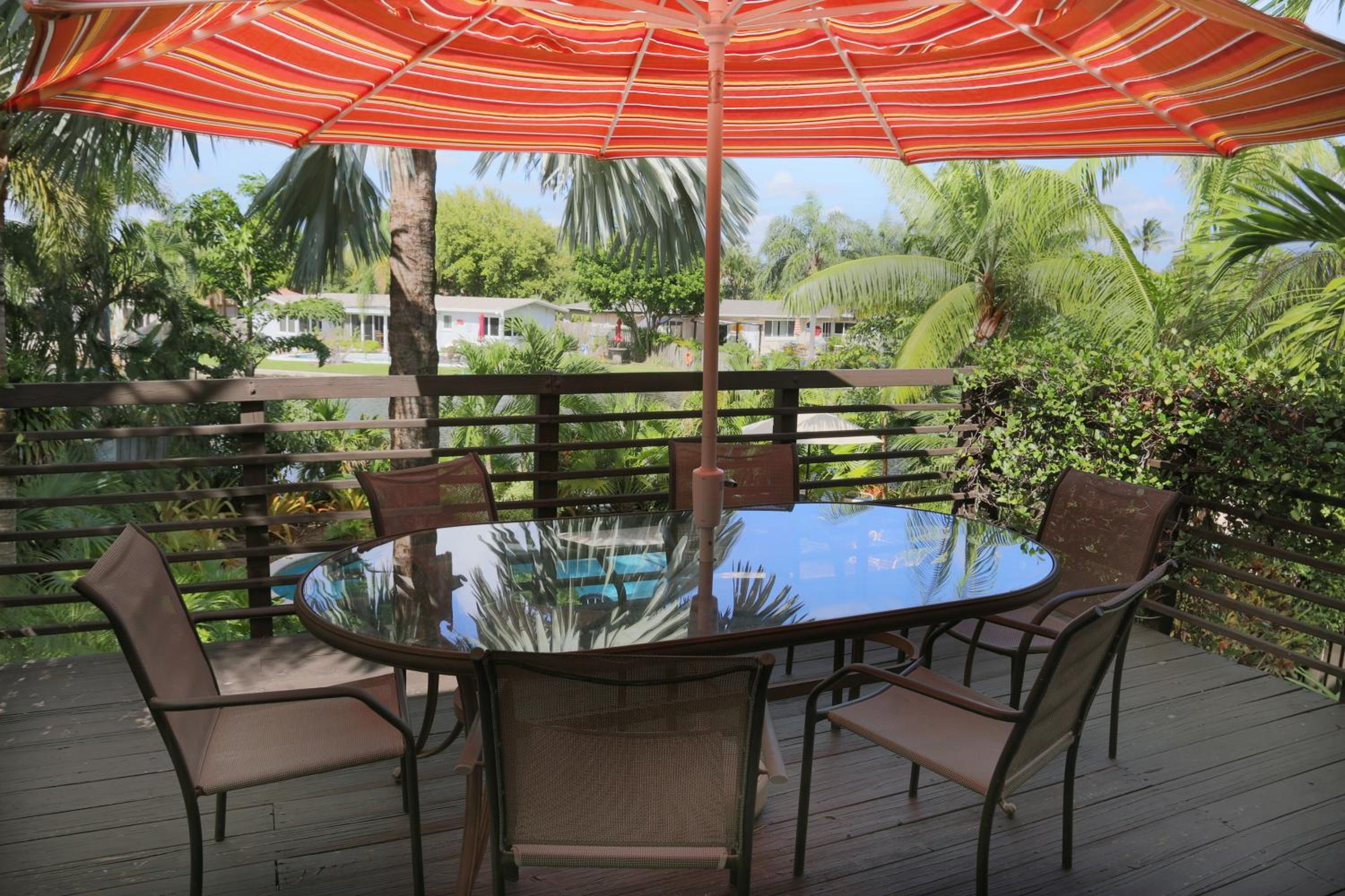 Hotel The Cabanas Guesthouse & Spa - Caters to Gay Men