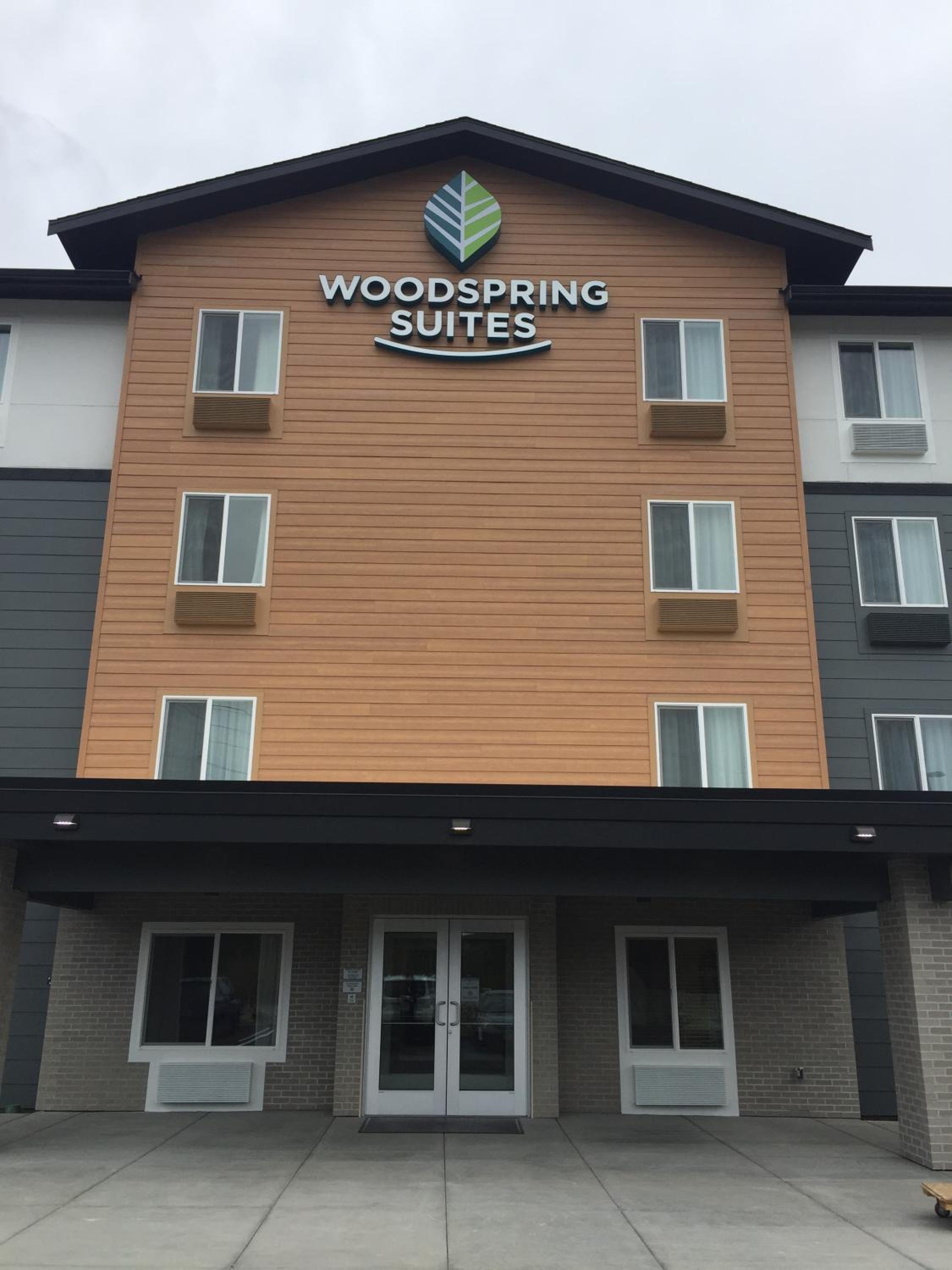 WoodSpring Suites Seattle Everett