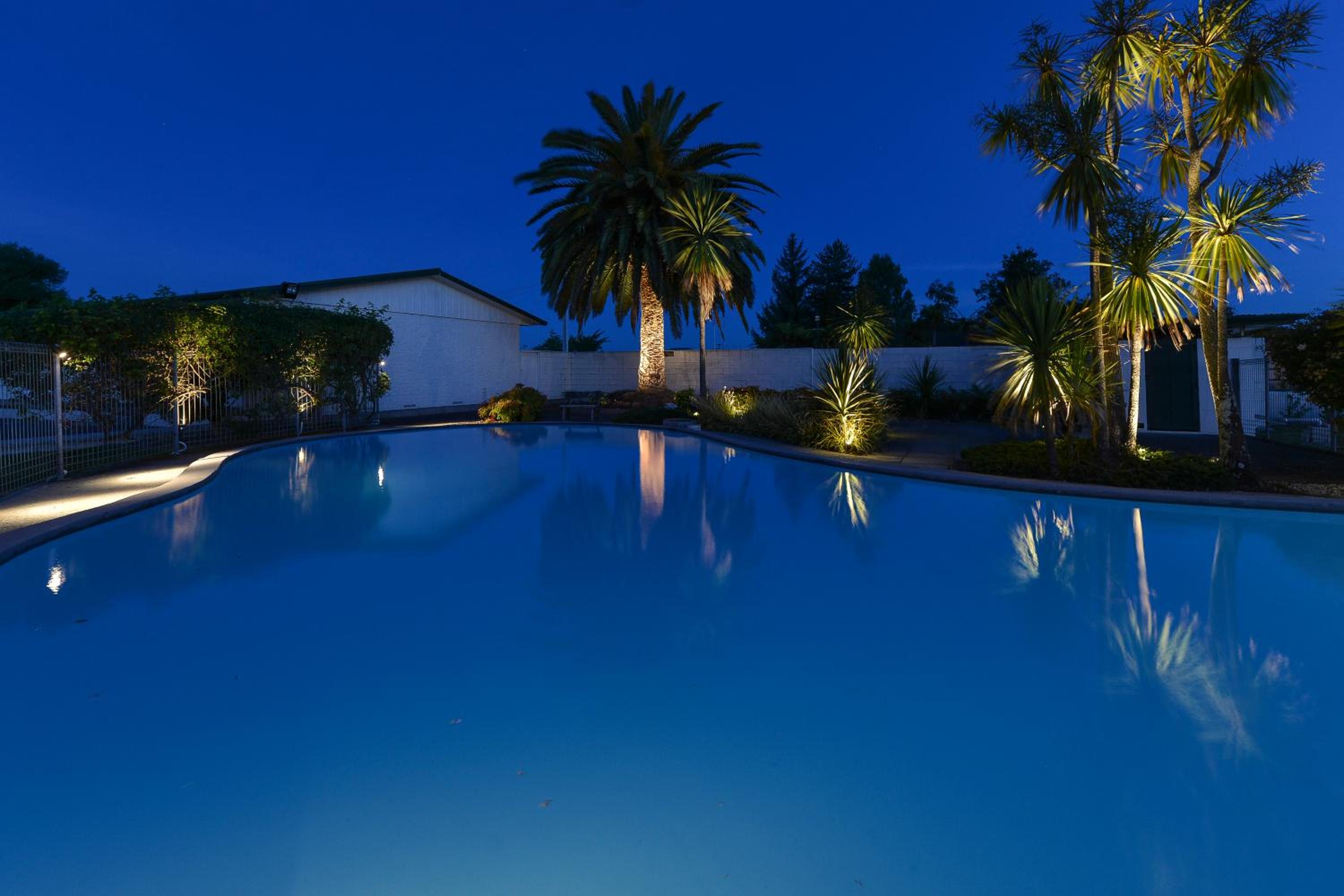 Hotel Cleveland Thermal Motel - Image 1