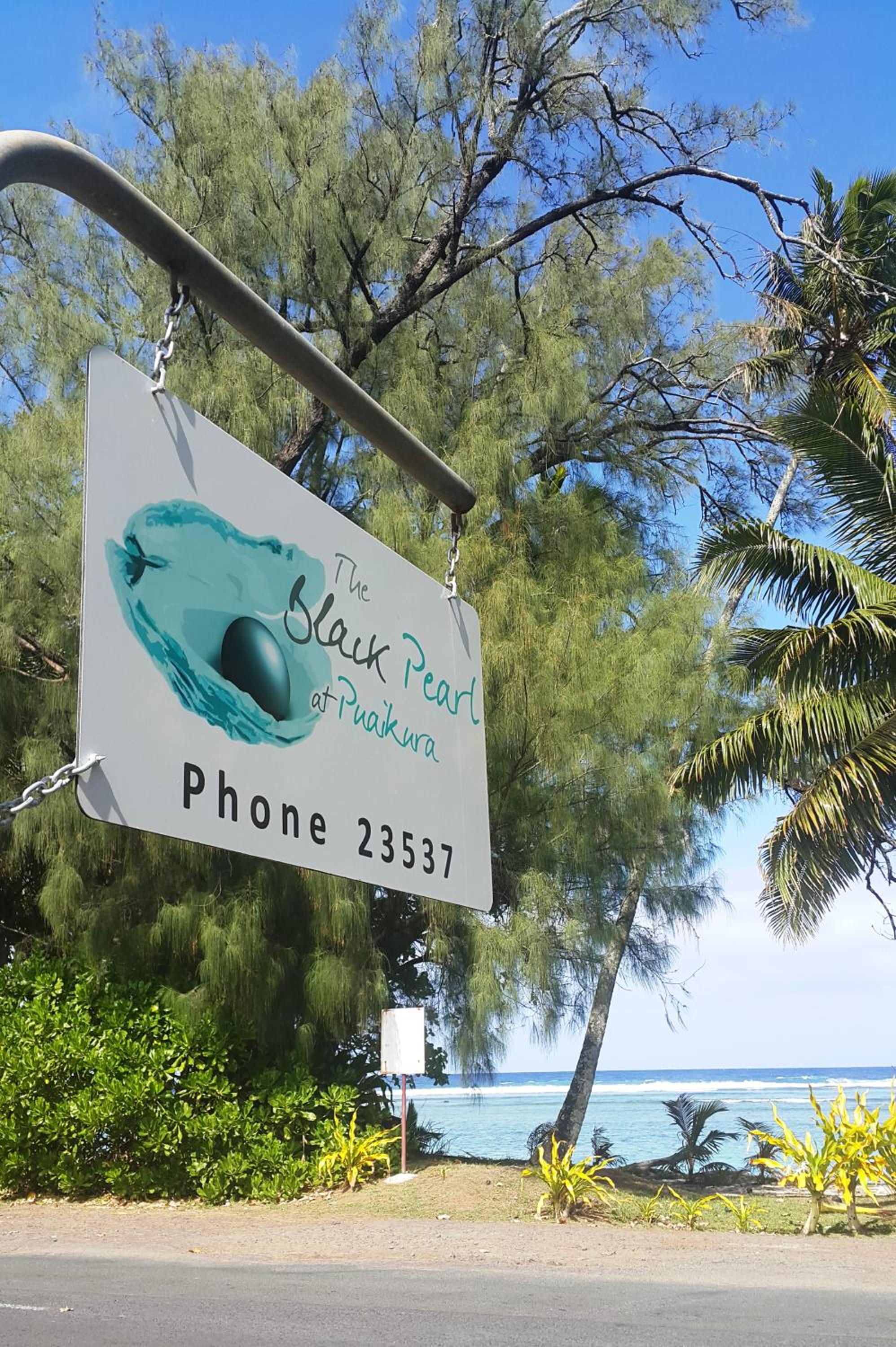 The Black Pearl Beachside Apartments